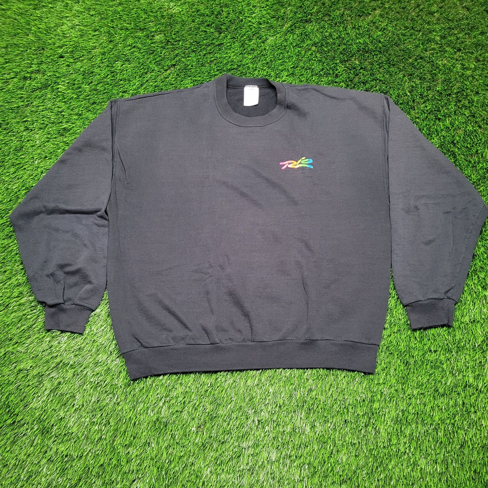 Jerzees VTG 90s Rainbow Rio Embroidered Sweatshirt XL Boxy Cropped Size US XL / EU 56 / 4 - 1 Thumbnail