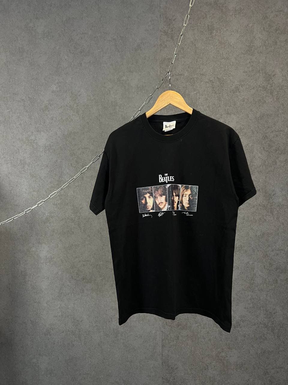 Band Tees The Beatles rock band tee Size US M / EU 48-50 / 2 - 1 Thumbnail