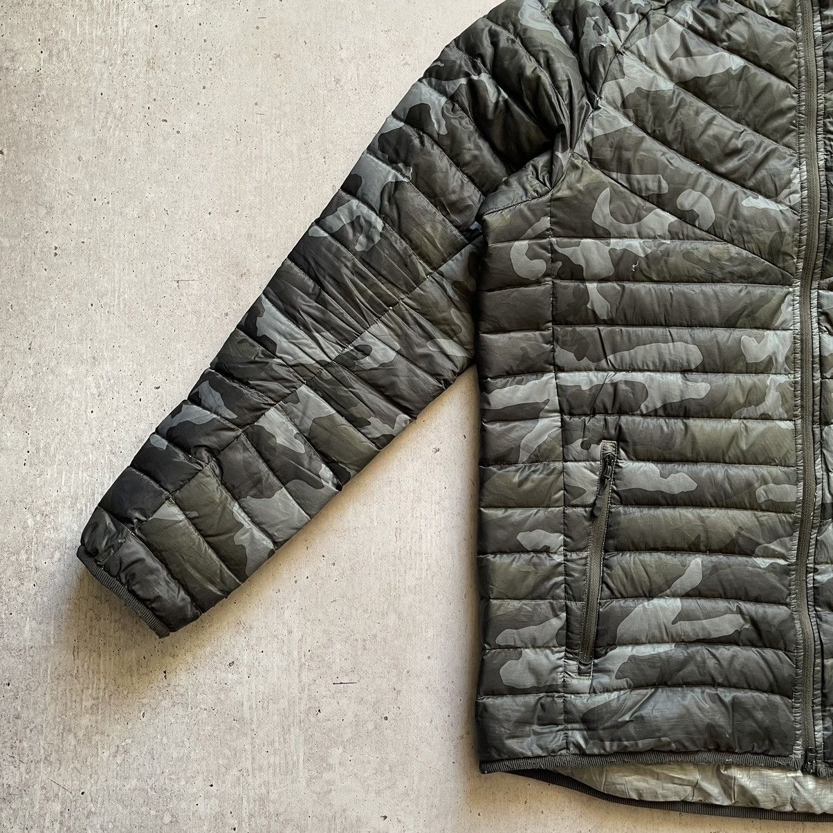 Nike Nike light puffer camo Size US L / EU 52-54 / 3 - 2 Thumbnail