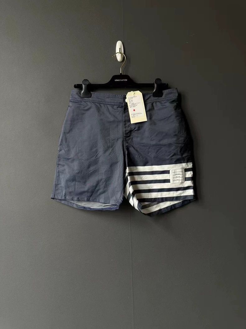 Thom Browne Thom Browne Size 3 Navy blue, beach pants, shorts 2503-Next Size US 30 / EU 46 - 1 Thumbnail