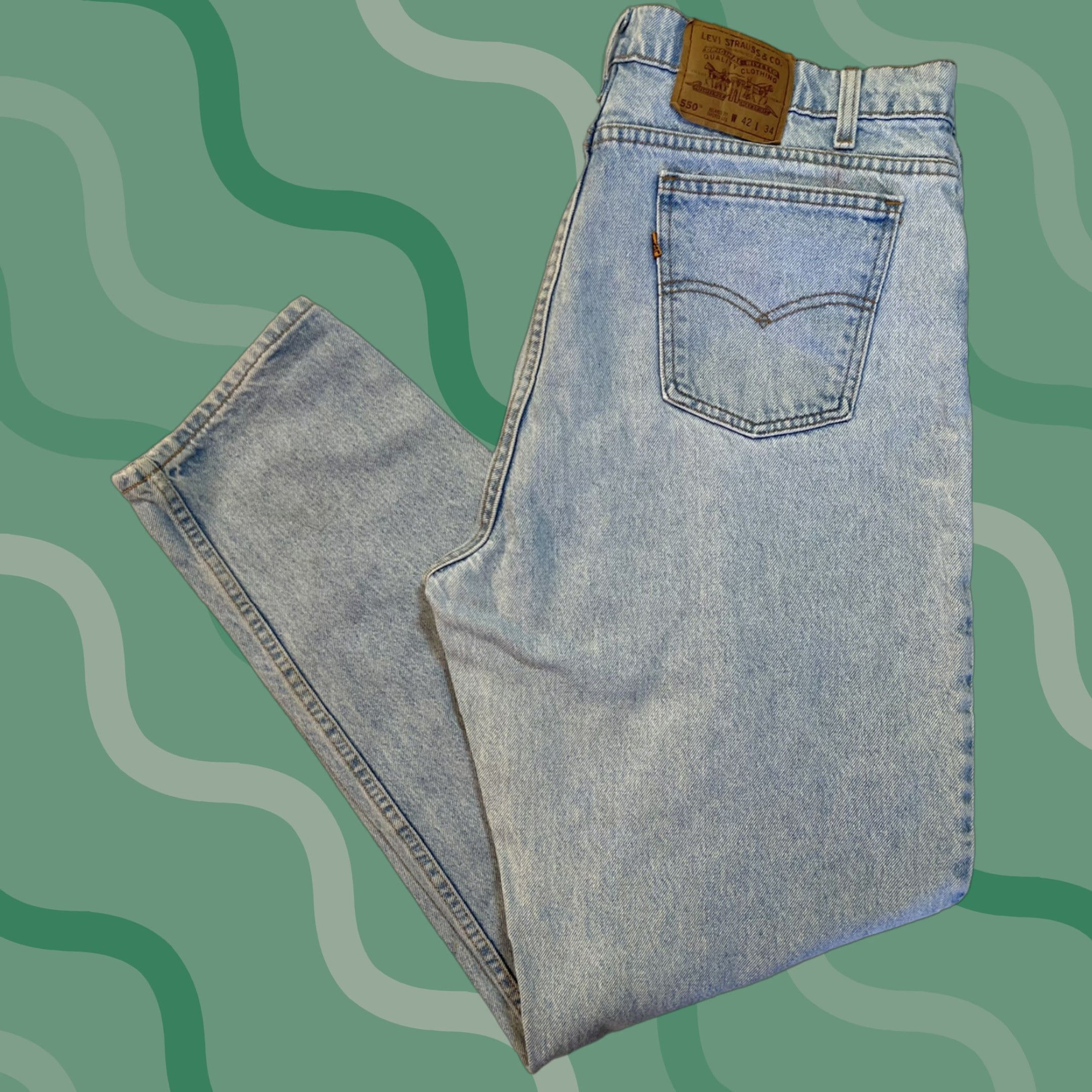 Levi's VINTAGE Levi's 550 Jeans Men Tapered 42x34 Blue 90s USA Orange Tab Relaxed Denim Size US 42 / EU 58 - 1 Thumbnail