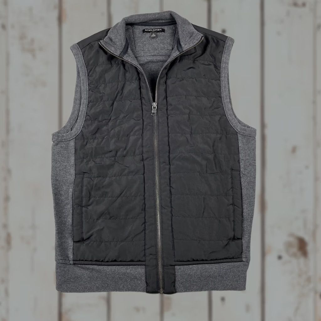 Banana Republic Banana Republic Vest Mens M Quilted Zip Up Sweater Outer Shell Polyester Gray Dark GrayEU C UC Size US M / EU 48-50 / 2 - 1 Thumbnail