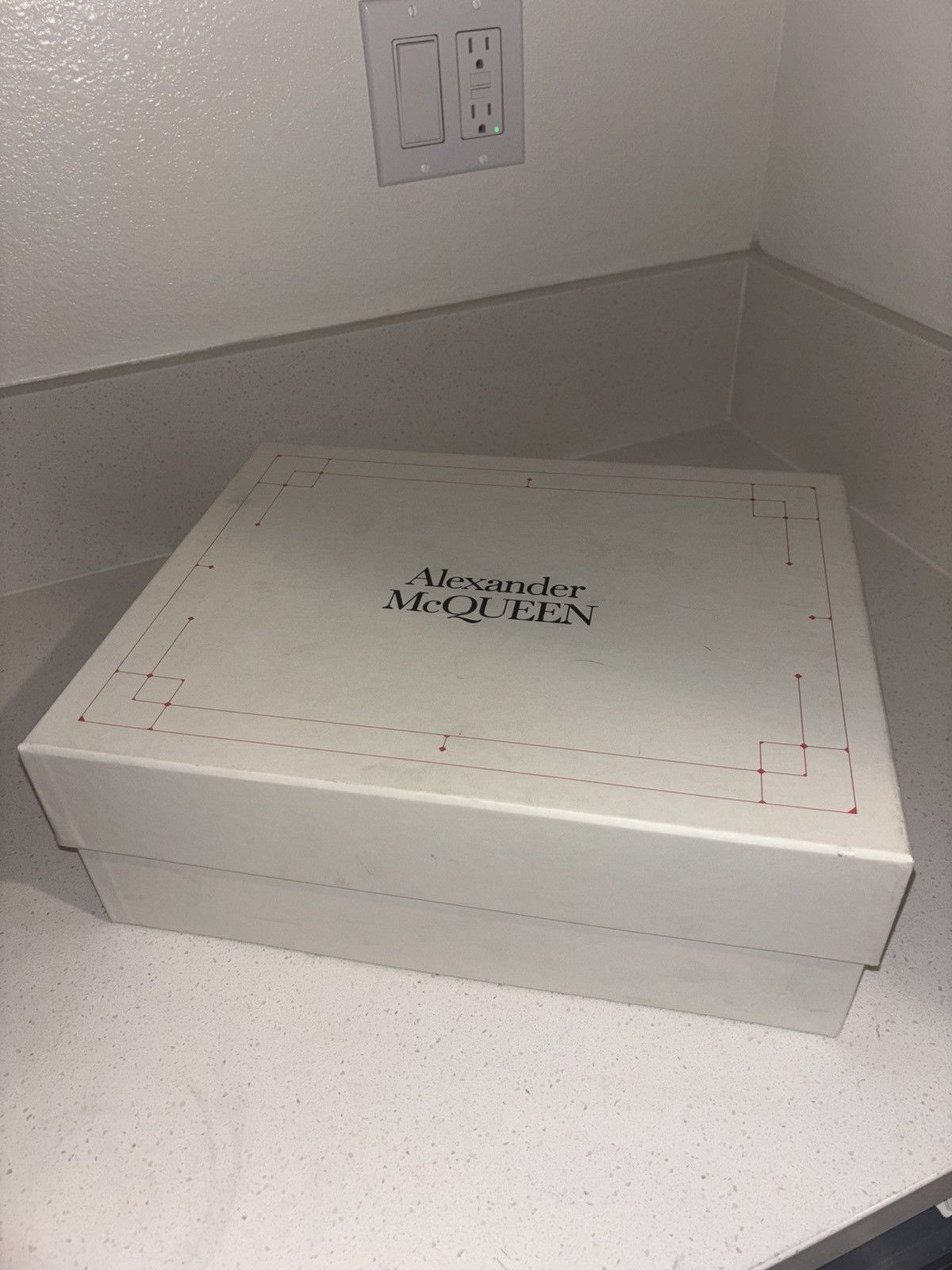 Alexander McQueen Alexander McQueen B&W Sneakers Size US 10.5 / EU 43-44 - 6 Thumbnail