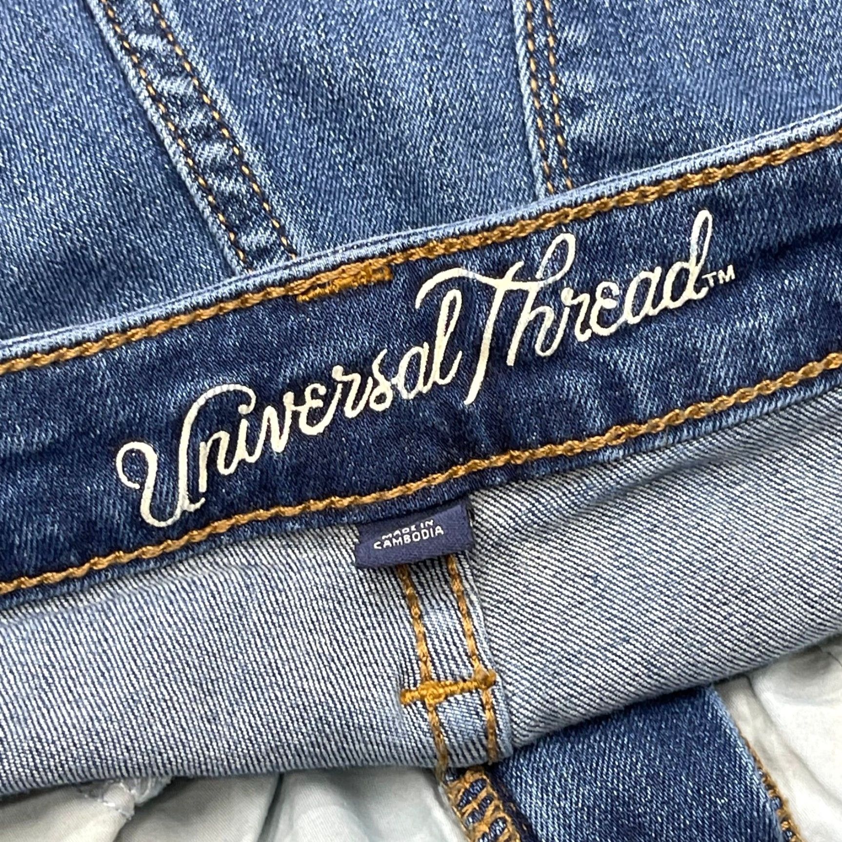 Vintage Universal Thread Jeans Womens Size 6 Denim High Rise Skinny 5-Pocket Pocketed Blue Dark Rise High Streetwear Grunge Minimalist Capsule Vintage No N/A Size 28" / US 6 / IT 42 - 3 Thumbnail