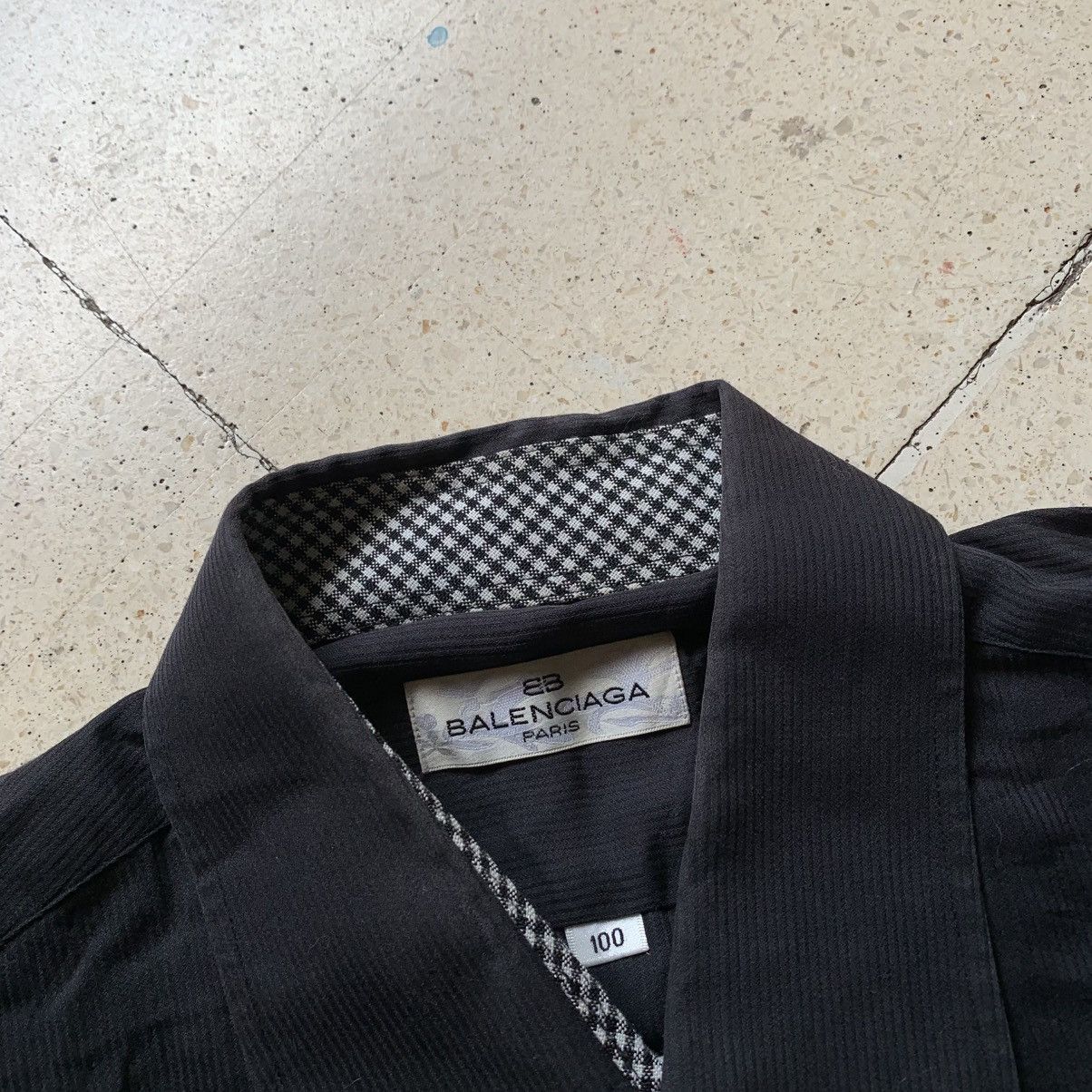 Balenciaga Vtg 90s Balenciaga Check Petterned Inner Collar Placket Size US M / EU 48-50 / 2 - 3 Thumbnail