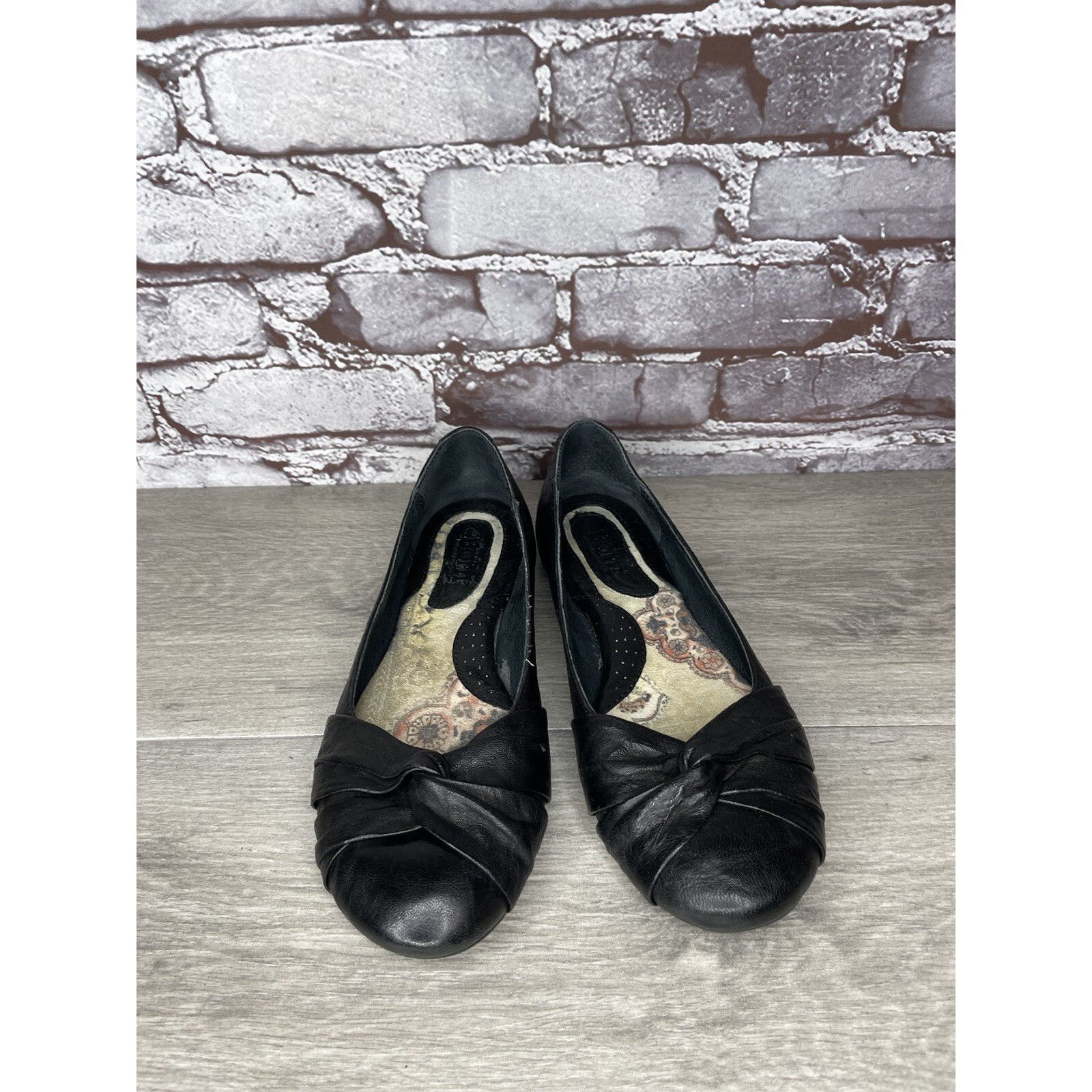Born Born Lilly Black Leather Slip On Bow Ballet Flats Shoes Wome Size US 8 / IT 38 - 5 Thumbnail