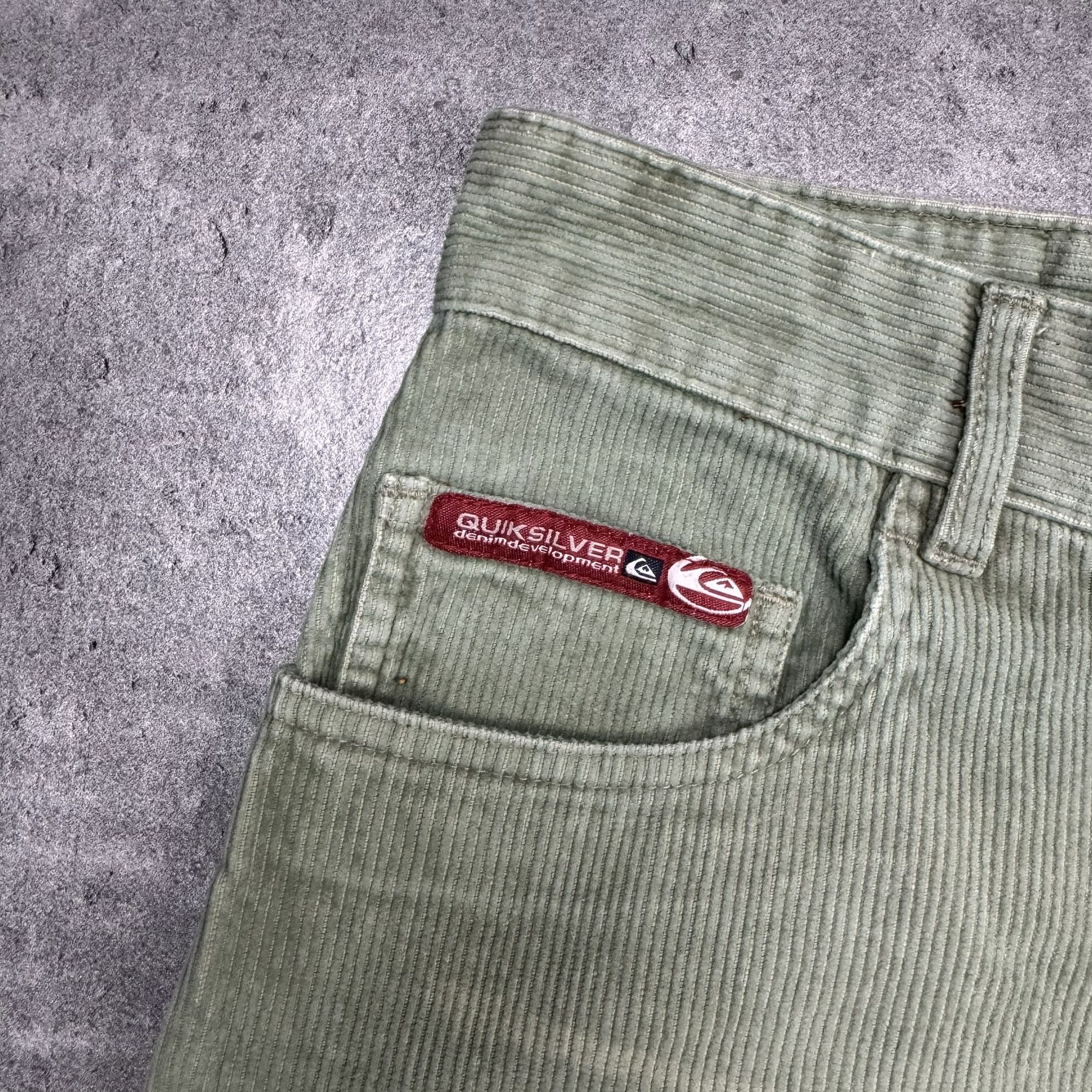 Quiksilver × Vintage Green corduroy trousers vintage Quiksilver Size US 32 / EU 48 - 4 Thumbnail