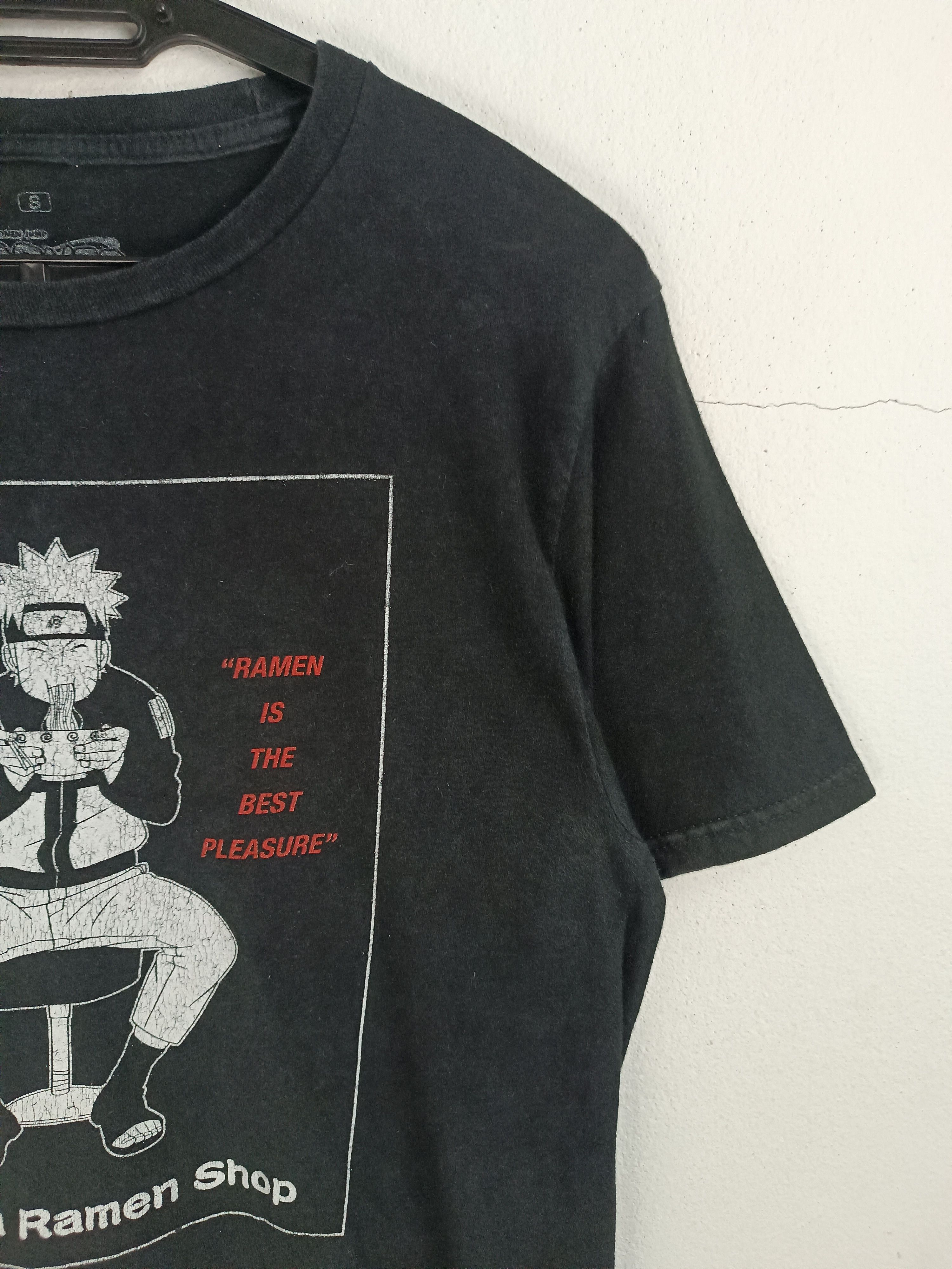 Anime VINTAGE ICHIRAKU RAMEN SHOP NARUTO TEE one piece bleach Size US S / EU 44-46 / 1 - 6 Thumbnail