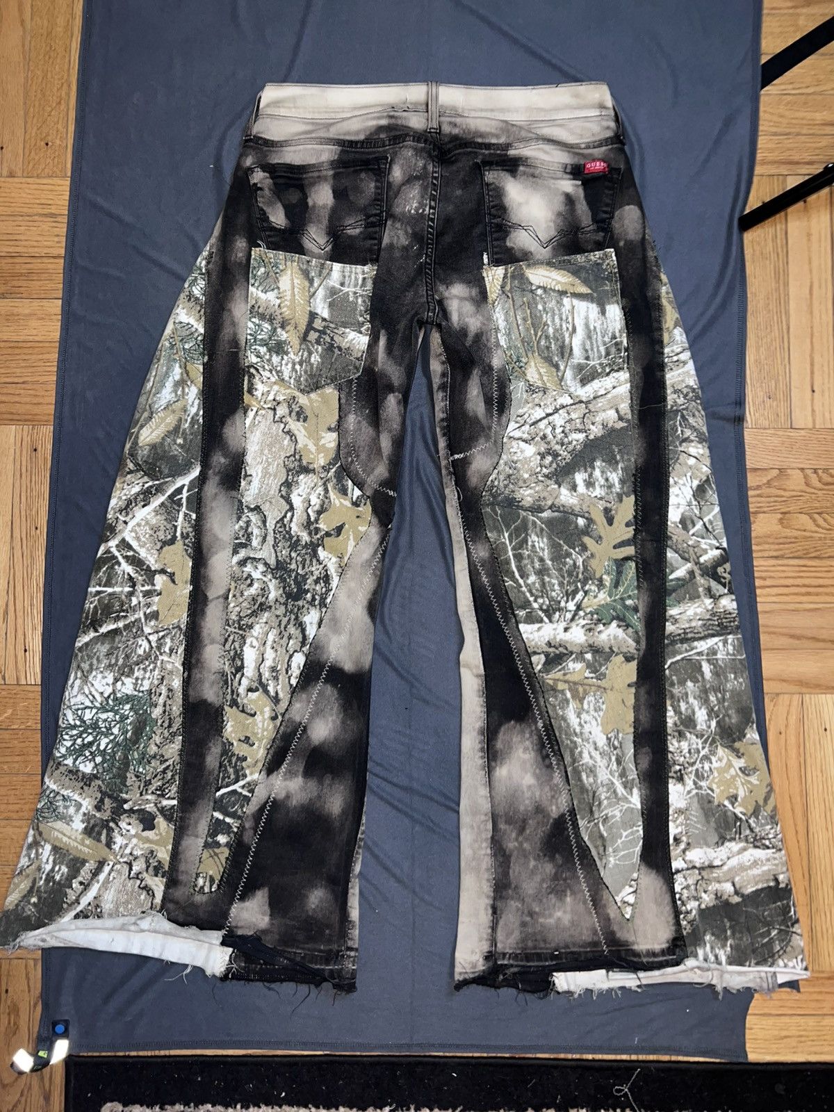 Handmade Baggy y2k camo pants Size US 34 / EU 50 - 2 Thumbnail