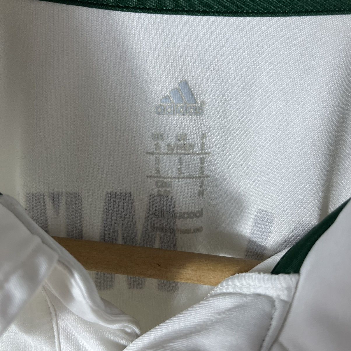 Adidas Adidas FC Bayern Munich 2013/2014 Away Football Jersey Size US S / EU 44-46 / 1 - 5 Thumbnail