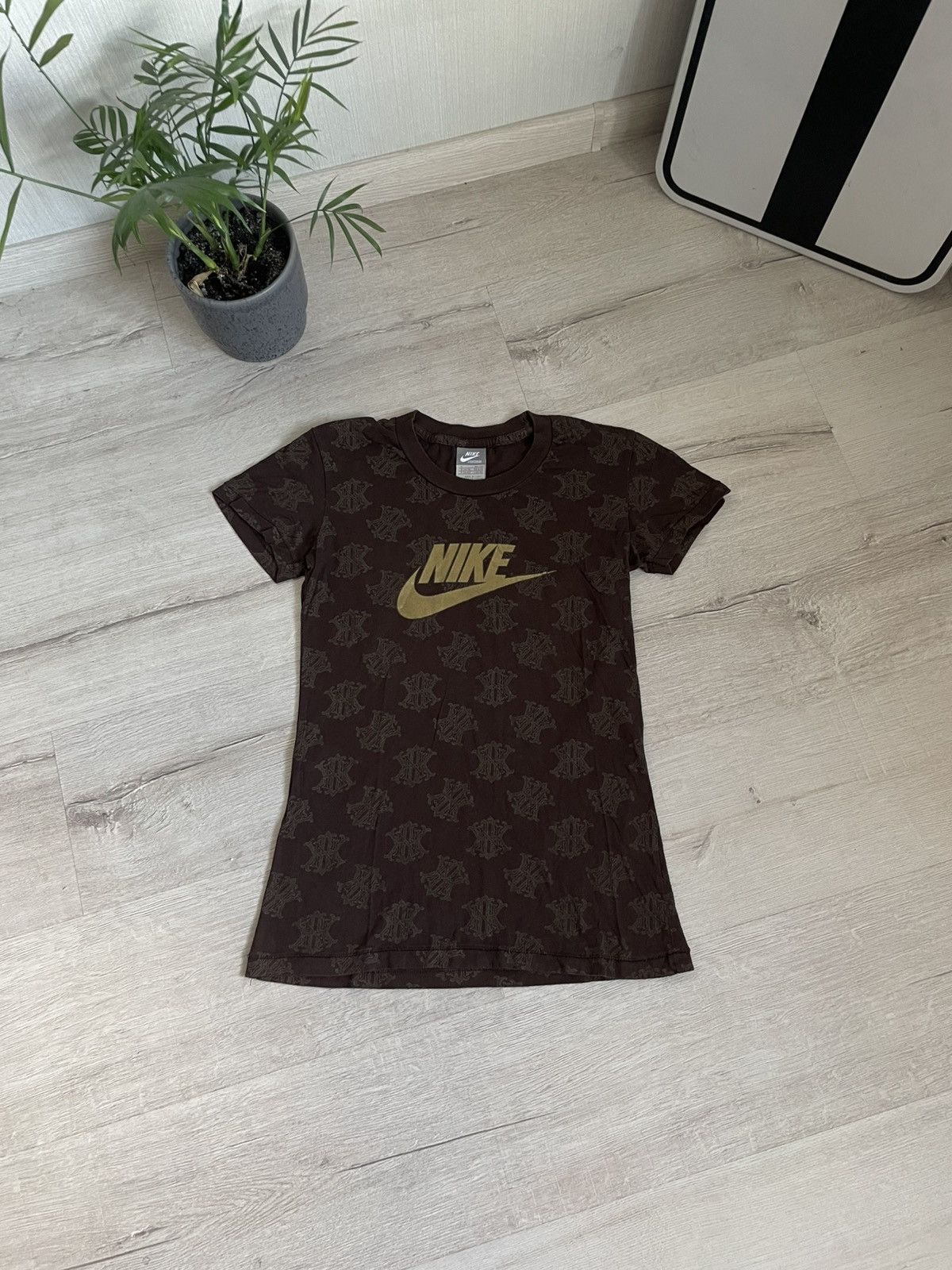 Hysteric Glamour × Nike Rare Vintage 00s Nike Big Logo Tee Monogram Rap T-shirt Y2k Size S / US 4 / IT 40 - 3 Thumbnail