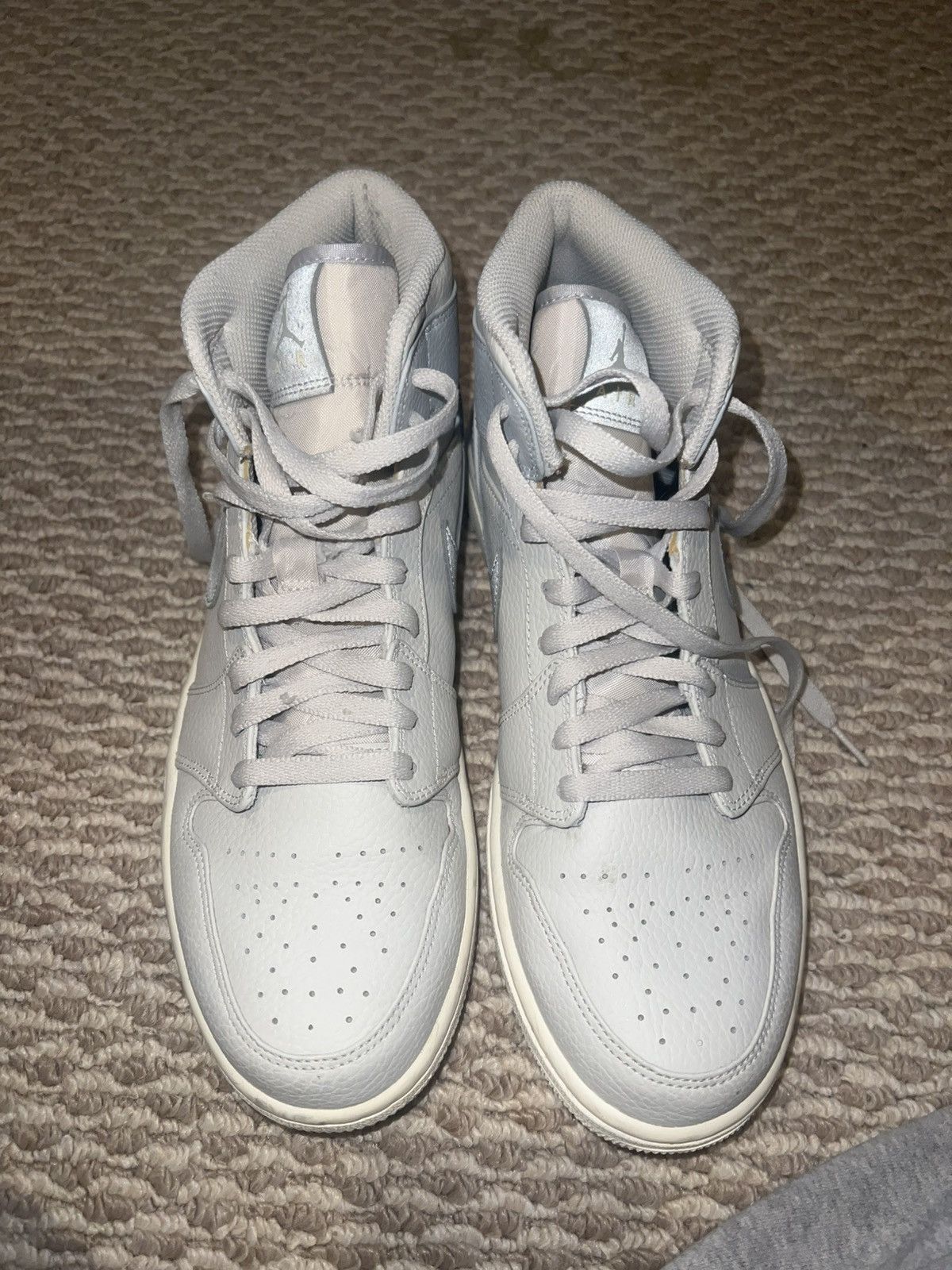 Nike Nike Air Jordan 1 Mid sneakers “Grey Fog” Size US 10.5 / EU 43-44 - 6 Thumbnail