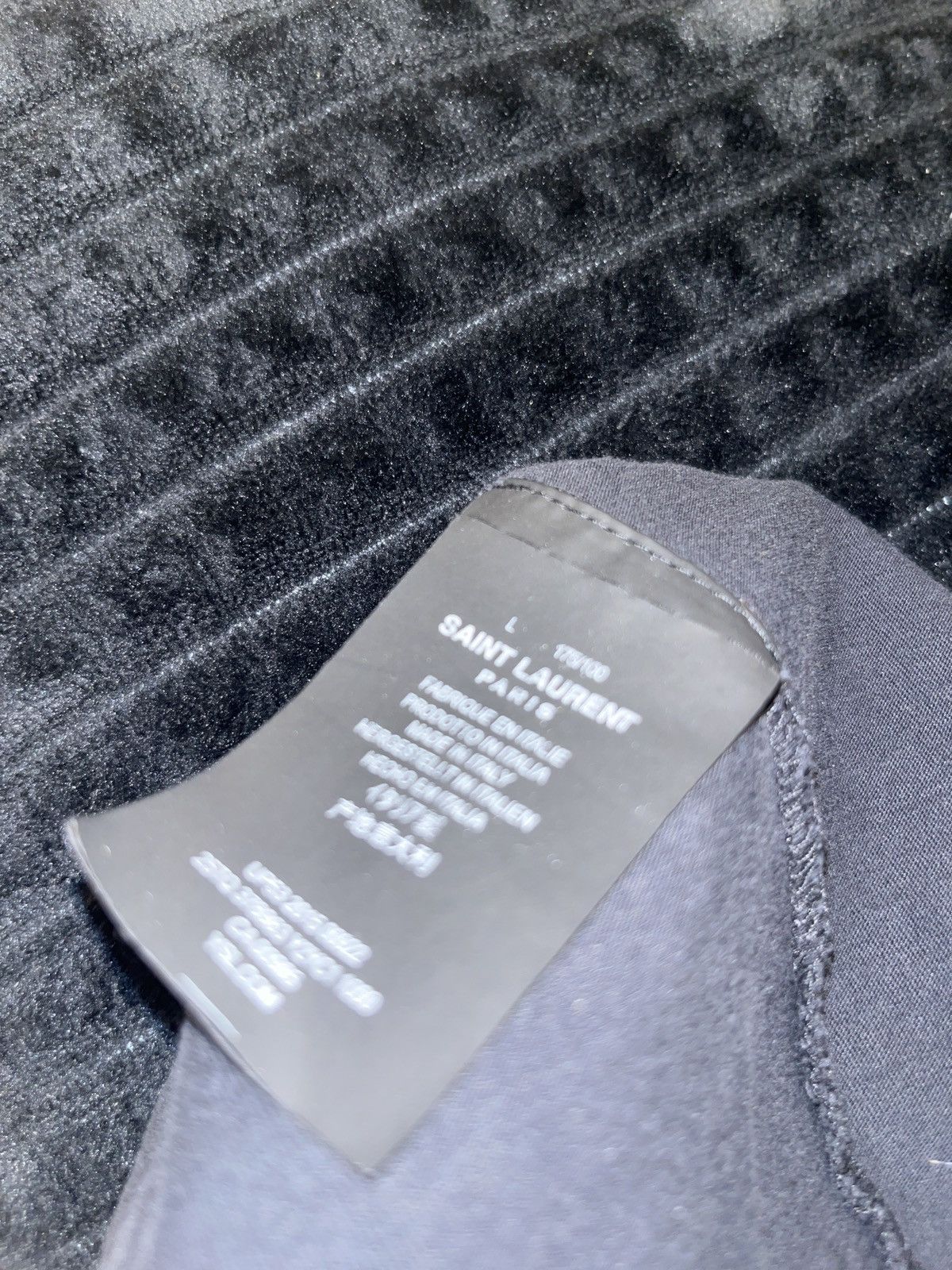 Yves Saint Laurent SAINT LAURENT 2014 HALF TONE BLOOD LUSTER Size M / US 6-8 / IT 42-44 - 2 Thumbnail