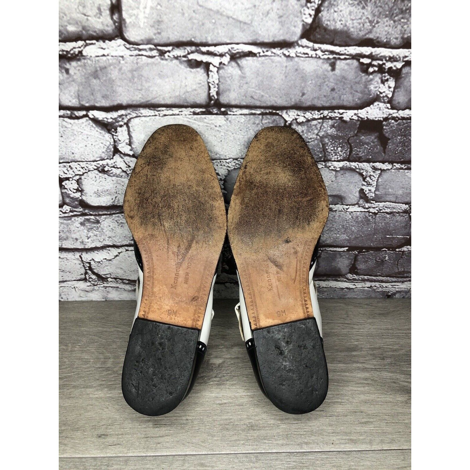 Kenneth Cole Kenneth Cole New York Black White Leather Kiltie Flats Shoes Size US 9 / IT 39 - 22 Thumbnail