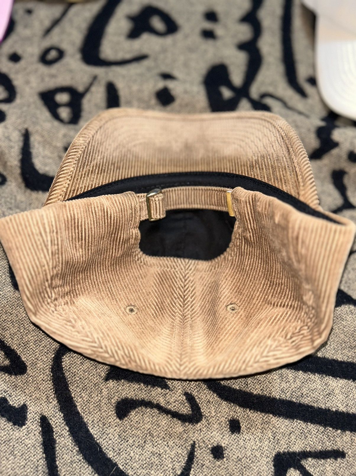 October's Very Own 2017 Owl Patch Corduroy Size ONE SIZE - 4 Thumbnail