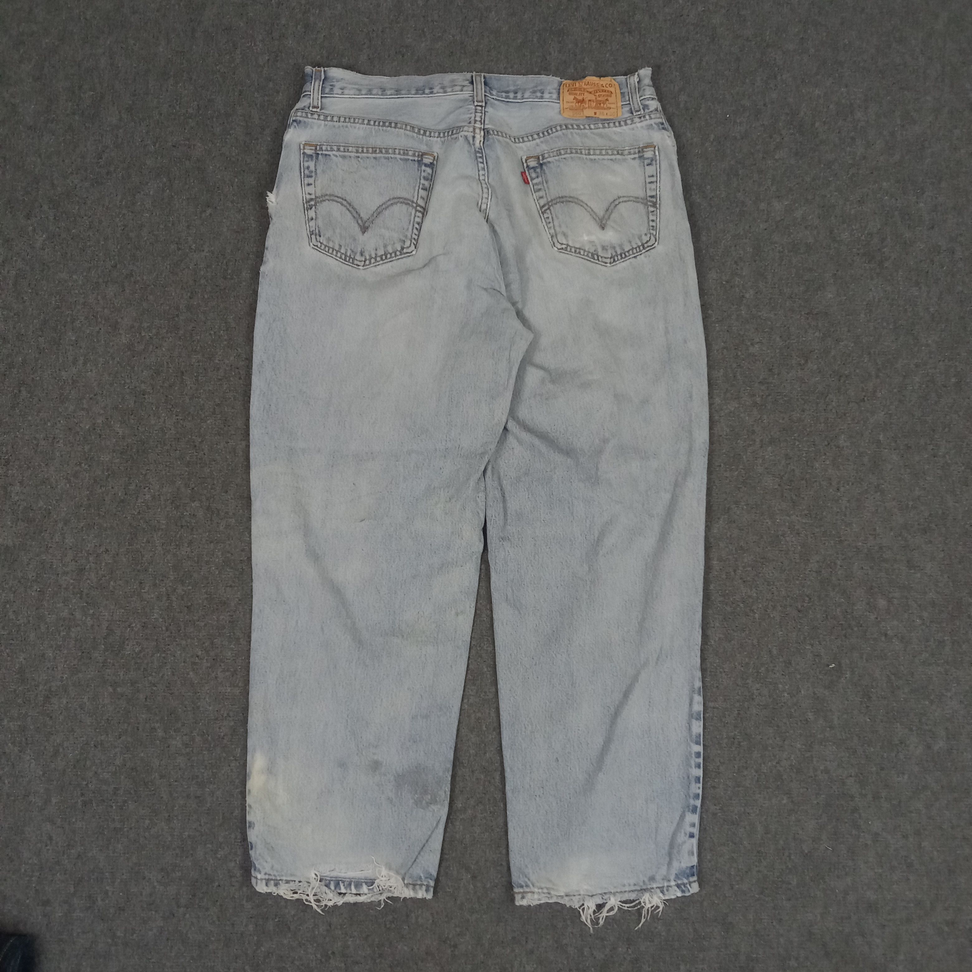 Levi's Levi's 560 Grunge Style Distressed Denim Jeans Size US 35 - 1 Thumbnail