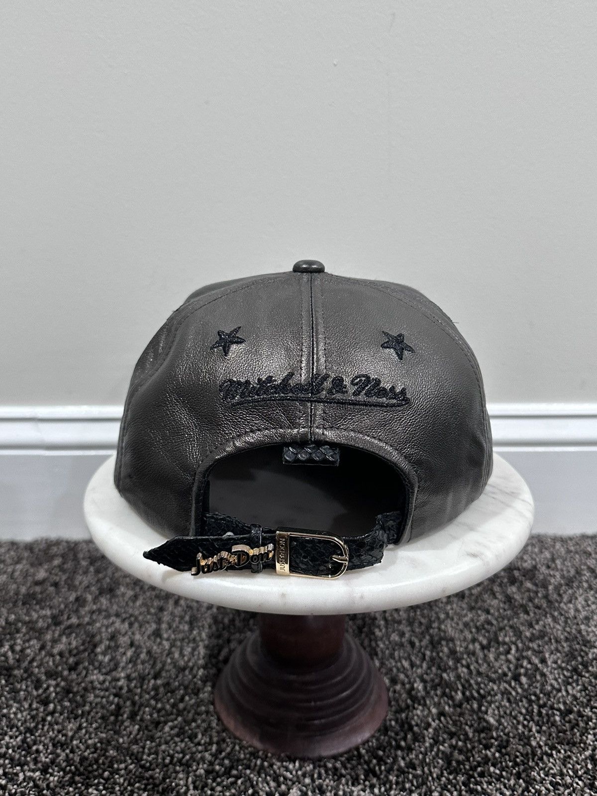 Just Don Just Don Mitchell & Ness NBA Brookyln Nets Black Leather Hat Size ONE SIZE - 6 Thumbnail