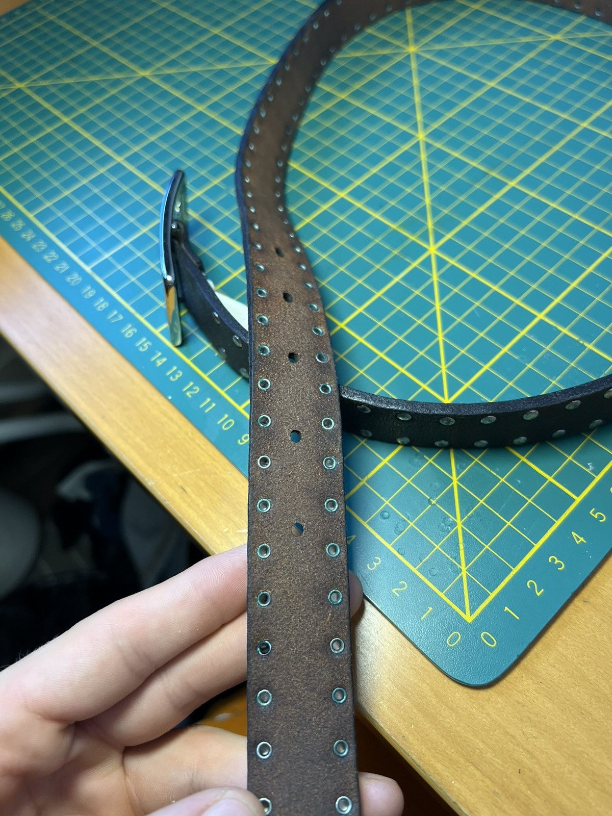 Vintage Vintage studded genuine leather belt Size ONE SIZE - 10 Thumbnail