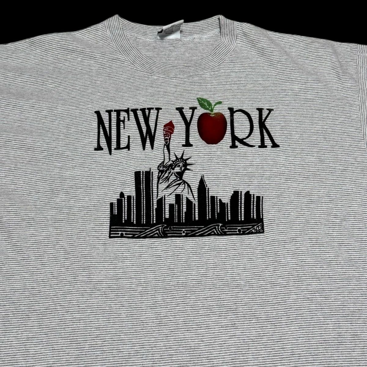 Vintage Vintage 90s New York Skyline Twin Towers Shirt Adult L Size US L / EU 52-54 / 3 - 2 Thumbnail