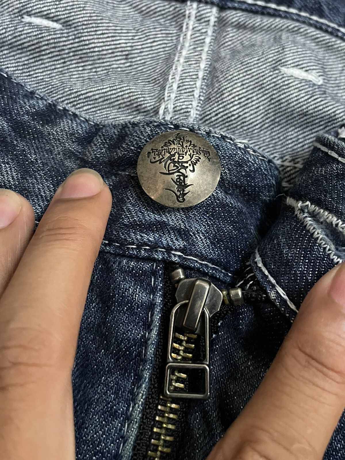 14th Addiction 14Th Addiction Sheepskin Hybrid Denim Destroy Jeans Size US 31 - 19 Thumbnail