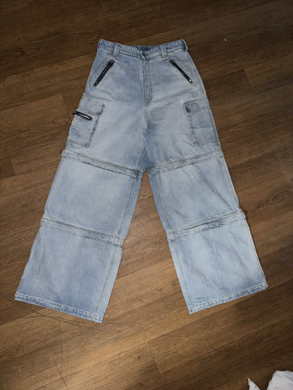 image of Balenciaga x Vetements Transformer Jeans/ Big Shape Jeans Size 32 in Indigo, Men's