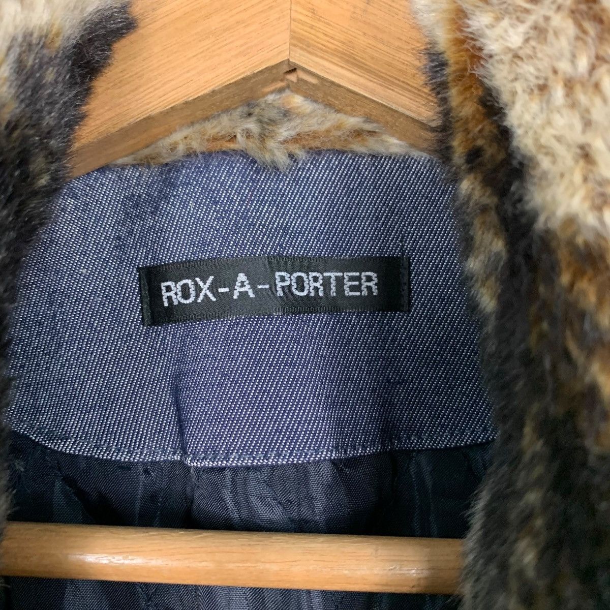 Japanese Brand Vintage ROX A PORTER Faux Fur Long Coat #2454-C110 Size L / US 10 / IT 46 - 15 Thumbnail