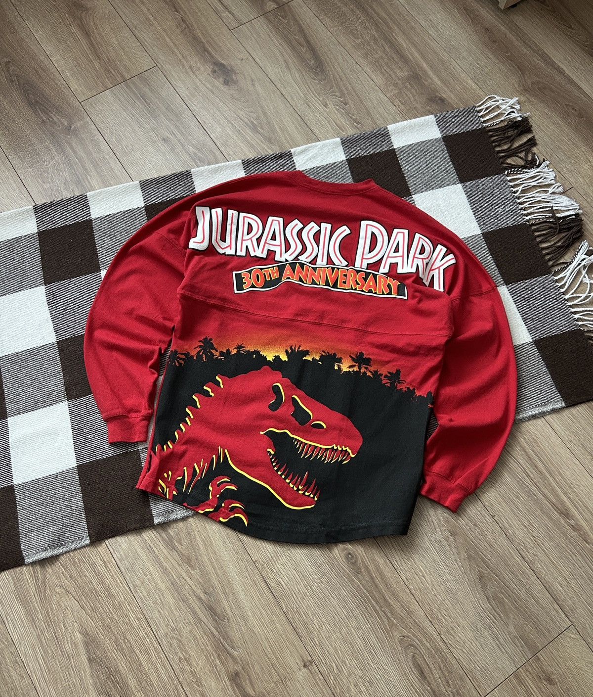 Other Vintage Jurassic World x Spirit jersey long-sleeved mens Size US S / EU 44-46 / 1 - 1 Thumbnail