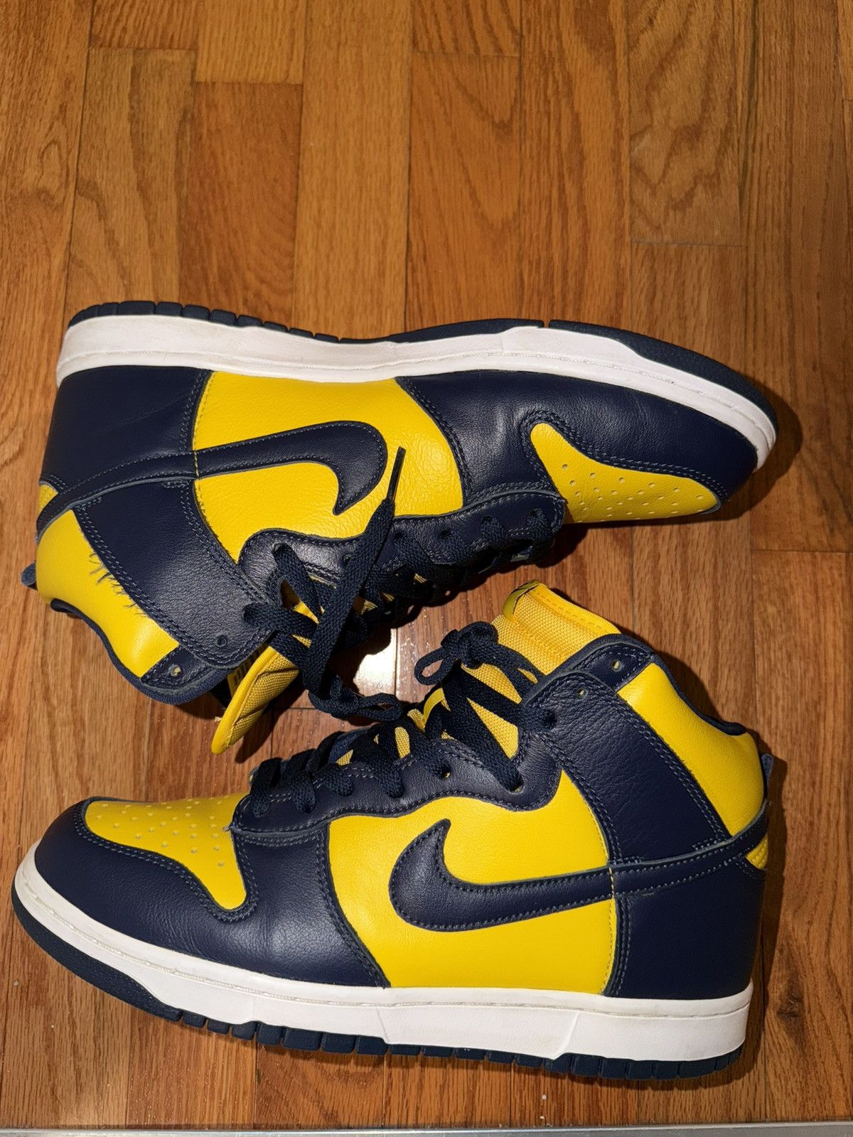 Nike Nike dunk high michigan (2020) Size US 10.5 / EU 43-44 - 2 Thumbnail