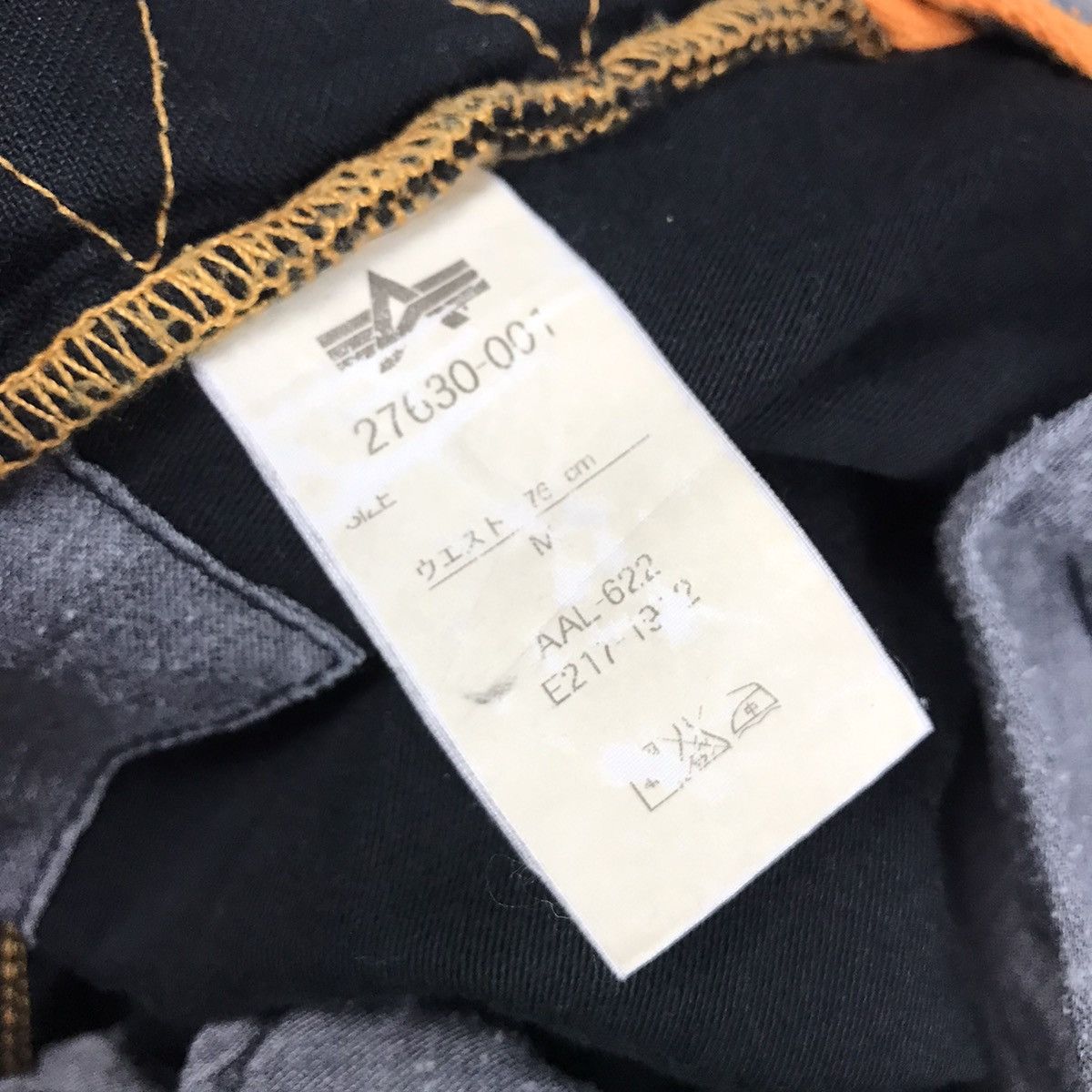 Alpha Industries × Japanese Brand Alpha Industries Sun Faded black Rusty cargo pants Size US 29 - 16 Thumbnail