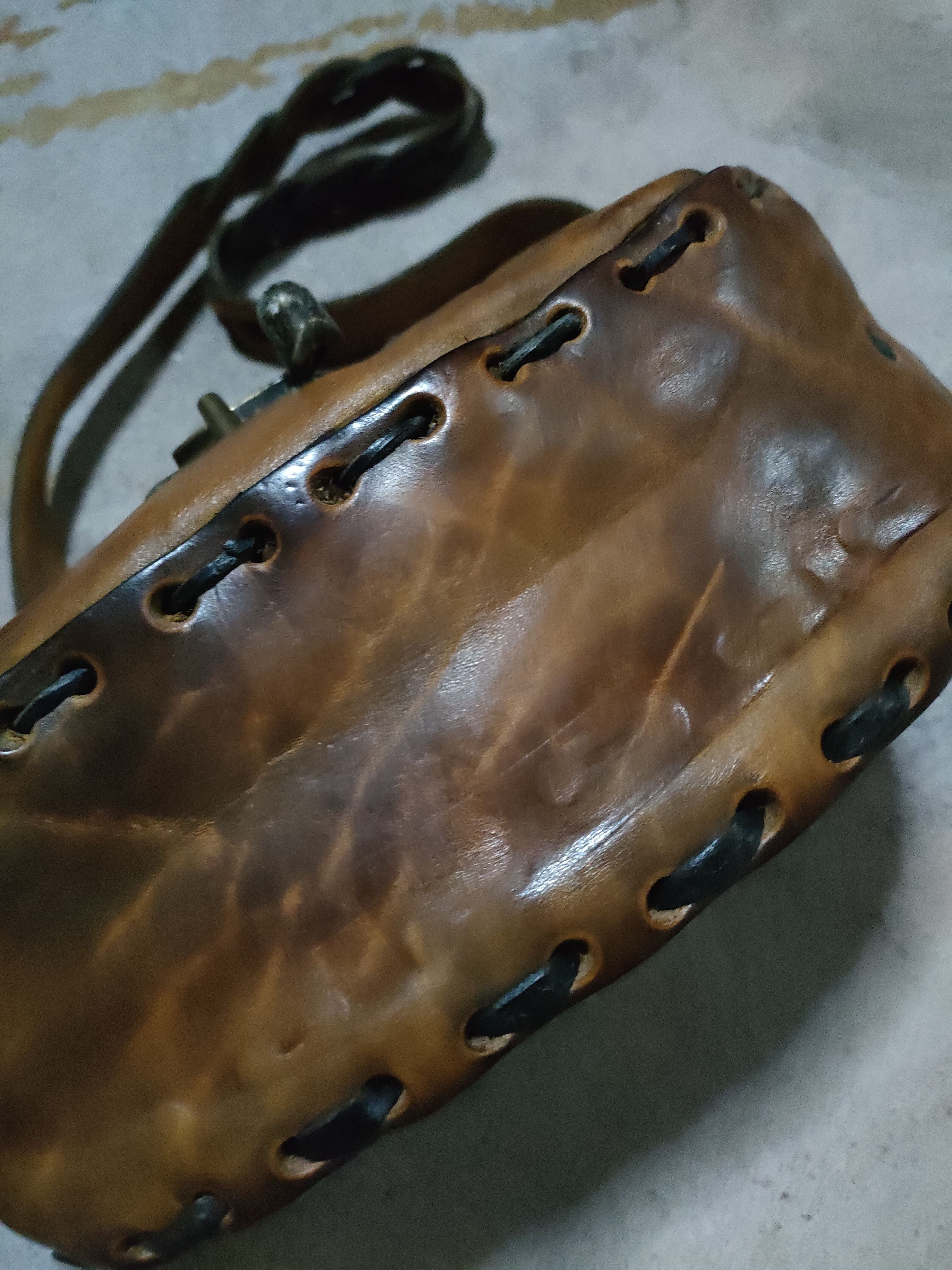 Genuine Leather × Handmade × Vintage Vintage Leather Slingbag Size ONE SIZE - 6 Thumbnail
