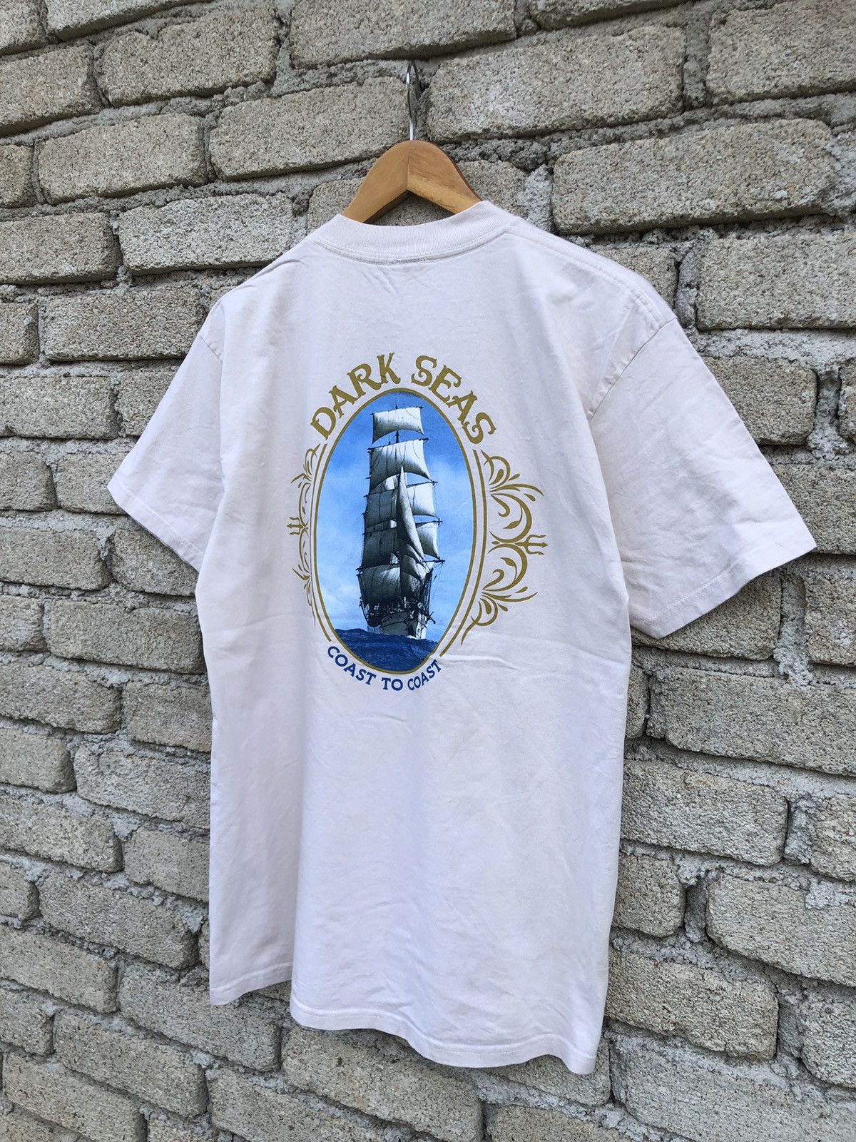 Dark Seas Division Vintage Y2K Dark Seas Division Streetwear Backhit Tshirt Size US M / EU 48-50 / 2 - 2 Thumbnail