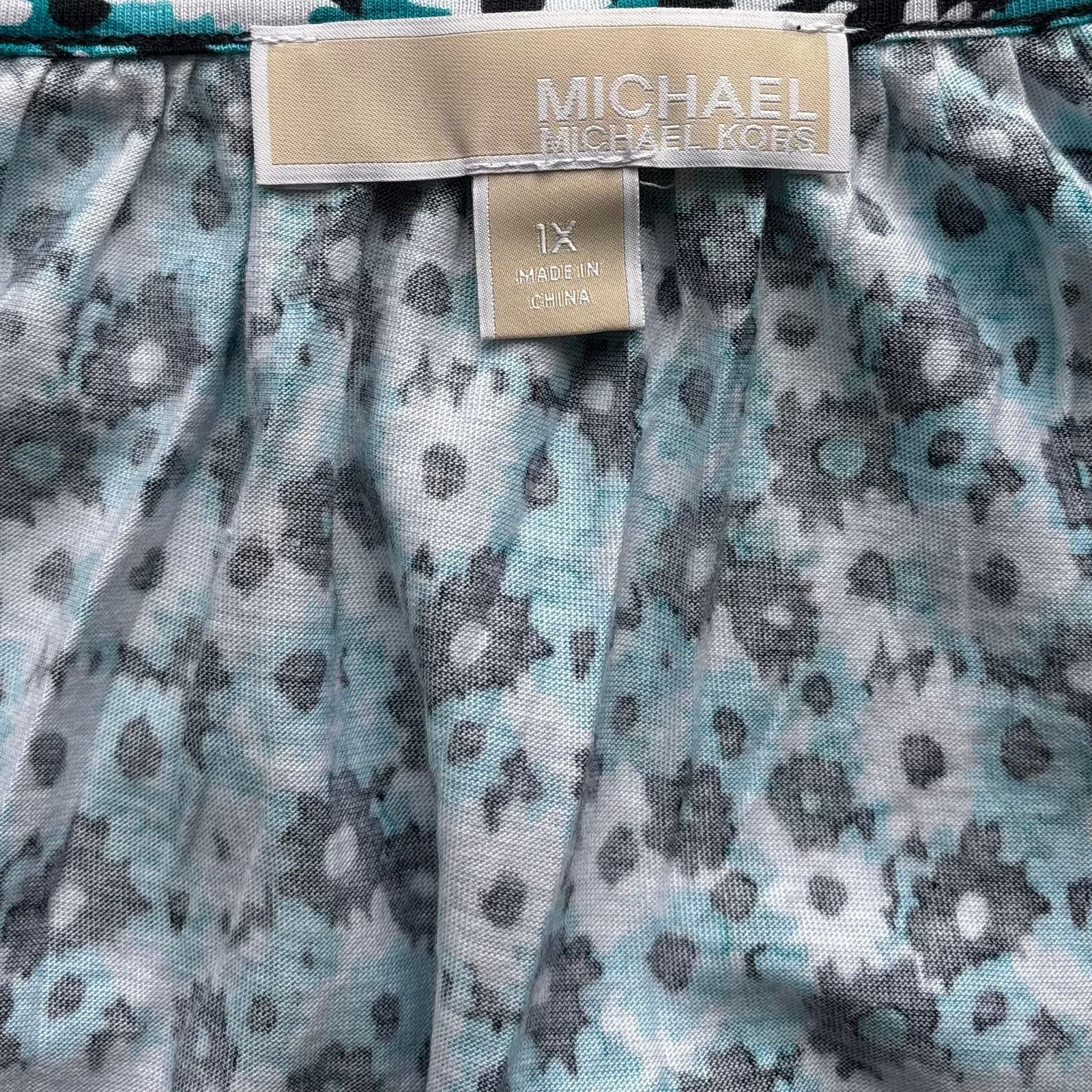 Michael Kors MICHAEL Michael Kors 3/4 sleeve Floral Top Size 1X Size XXL / US 16-18 / IT 52-54 - 8 Thumbnail