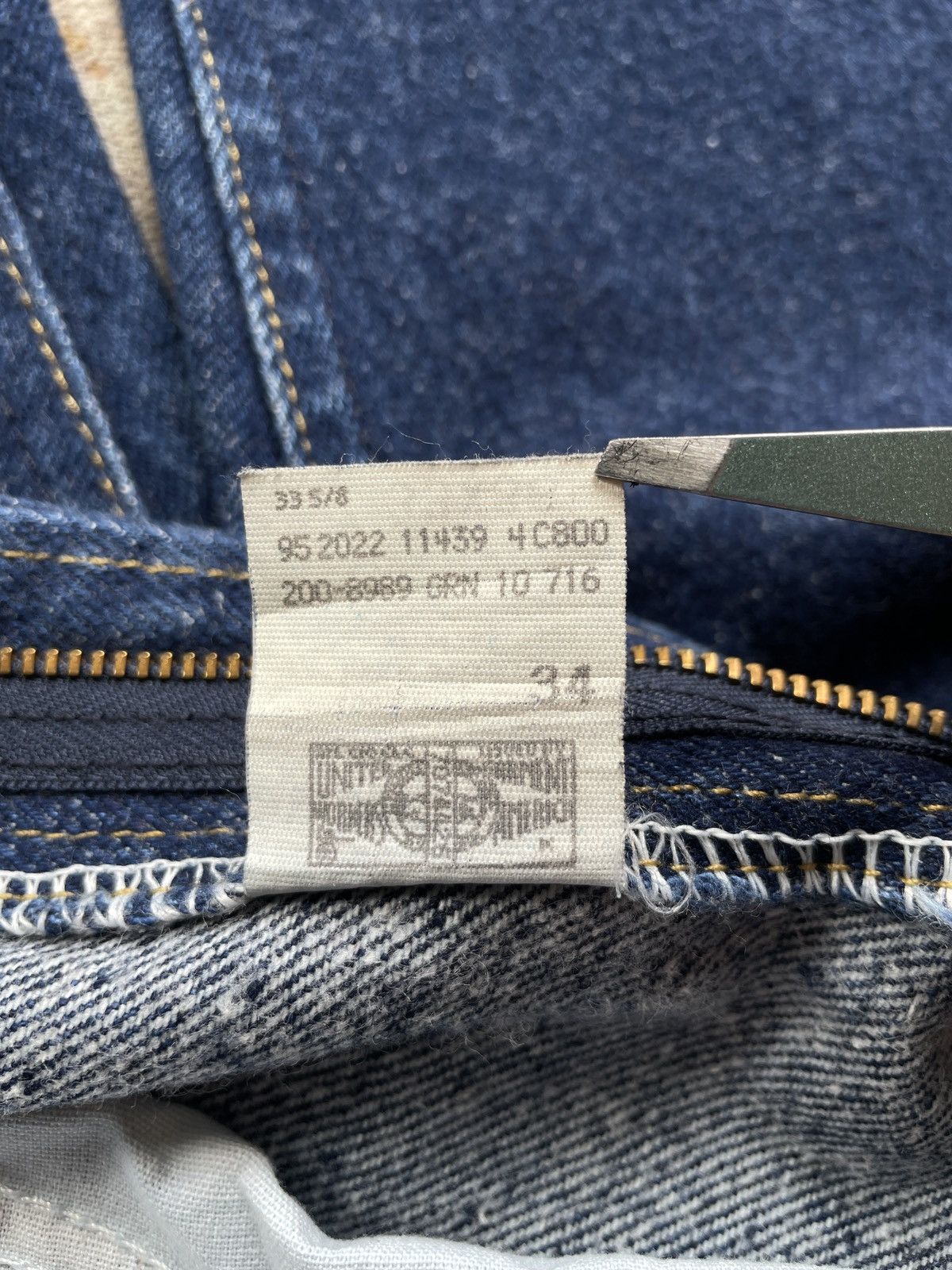 Lee LEE GENUINE JEANS Size US 31 - 8 Thumbnail