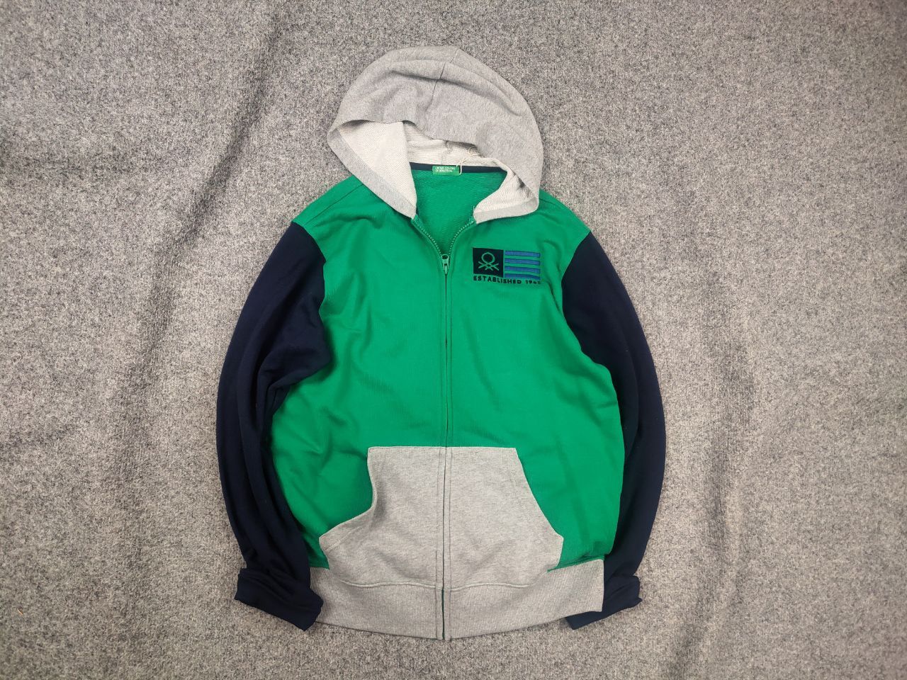 United Colors Of Benetton United colors of benetton Design cotton Logo Zip Hoodie Size US S / EU 44-46 / 1 - 1 Thumbnail