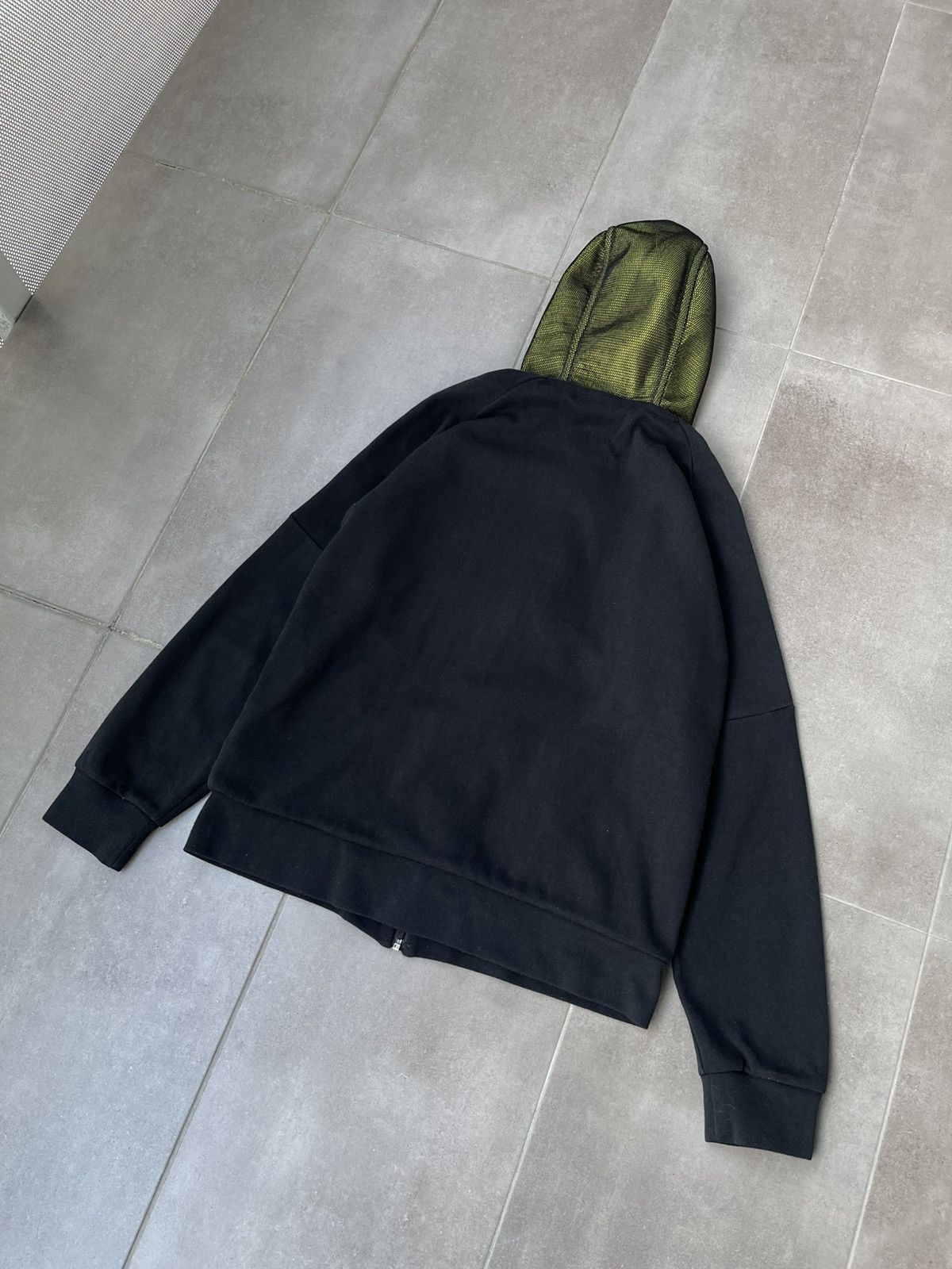 Alexander McQueen 😍1998 Alexander McQueen Rock Embroidered Logo Sweatshirt Size US M / EU 48-50 / 2 - 7 Thumbnail