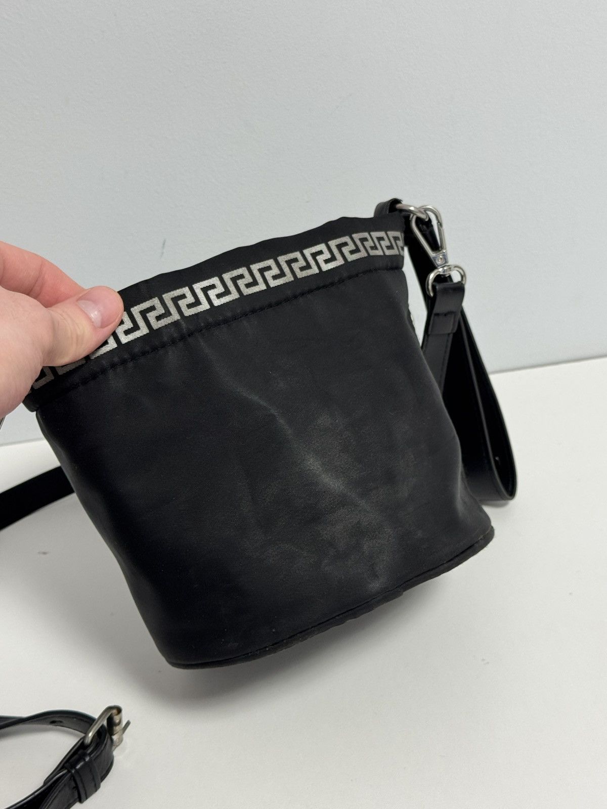 Versace Versace Parfums Black Carry Handbag Totebag And Sports Bag Size ONE SIZE - 8 Thumbnail