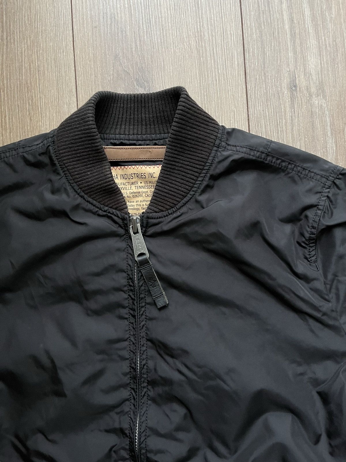 Alpha Industries Stunning Alpha Industries bomber Jacket 🚀 🌙 Size US S / EU 44-46 / 1 - 3 Thumbnail