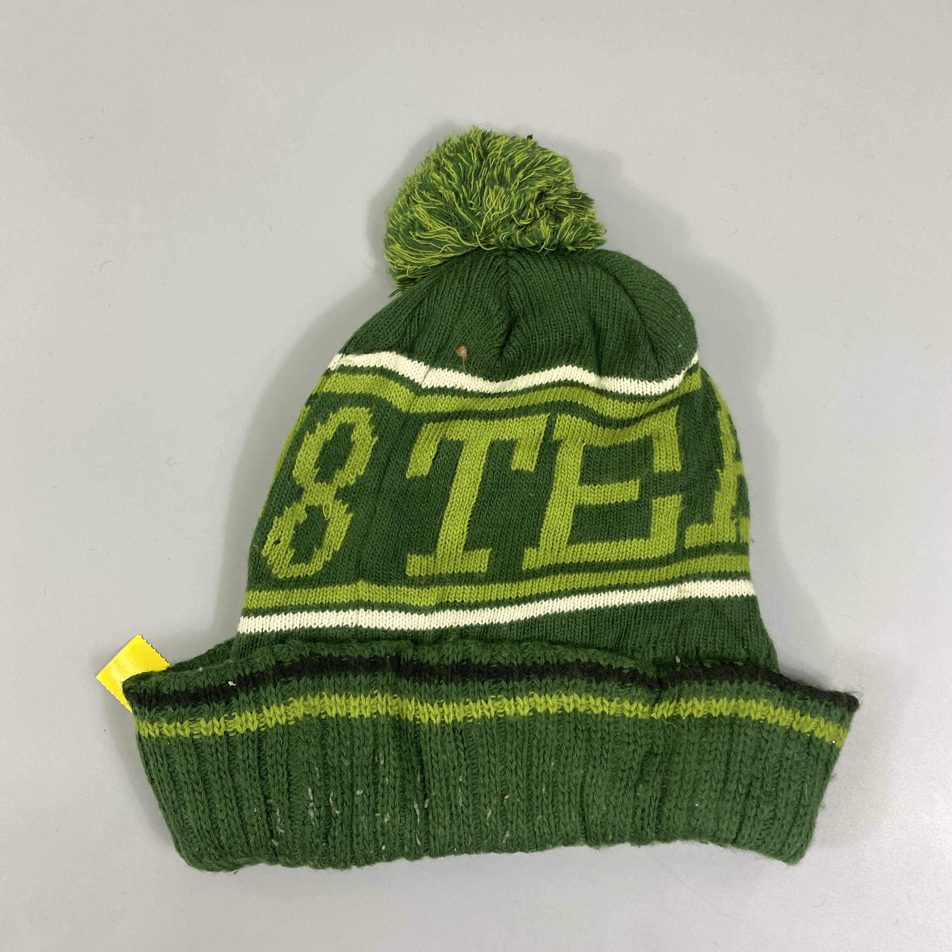 Japanese Brand Oaks Snow Beanie Hats With Pom Pom -BN1065 Size ONE SIZE - 7 Thumbnail