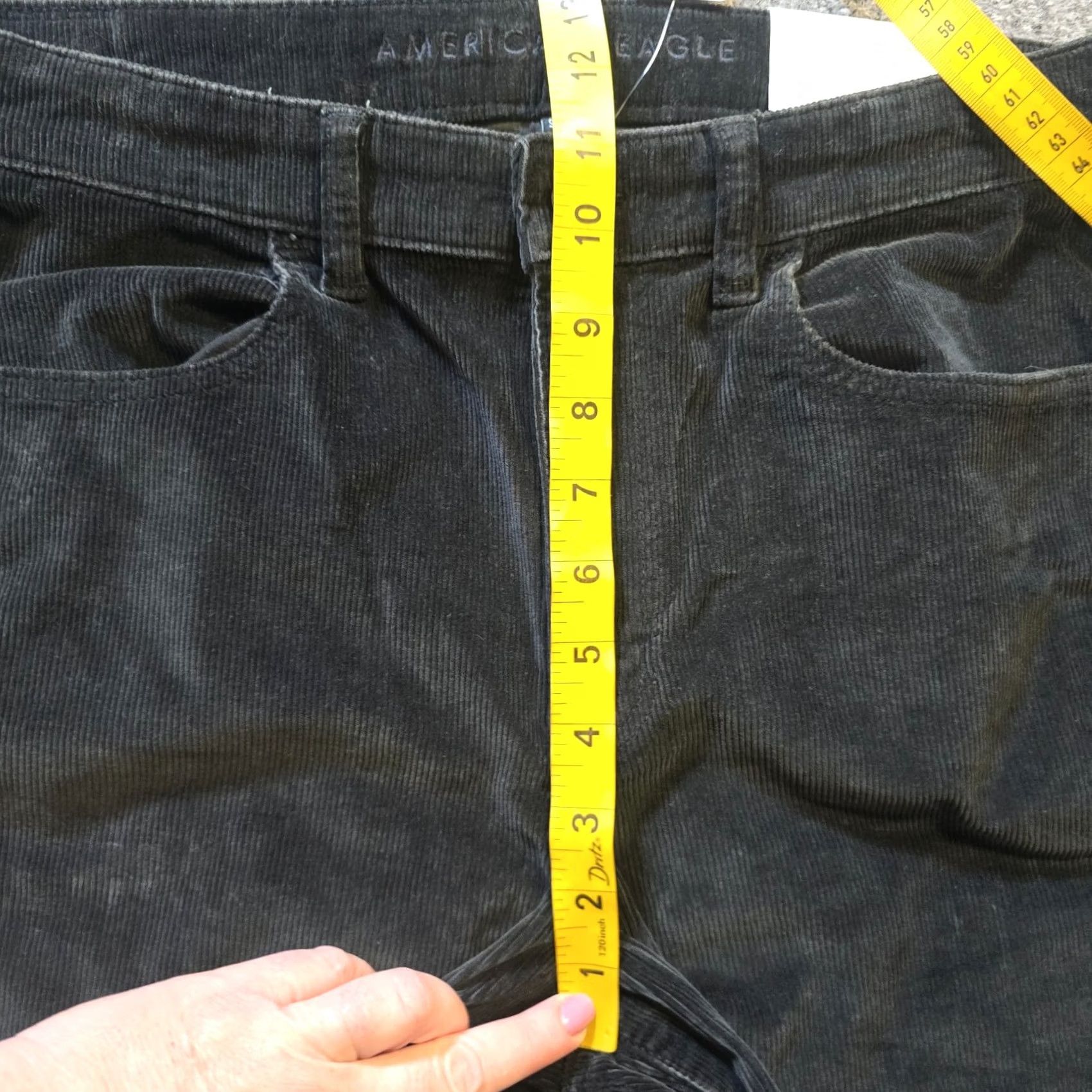 American Eagle Outfitters American Eagle Women Size 12 Black Corduroy Hi Rise Jegging Size 34" / US 12 / IT 48 - 7 Thumbnail