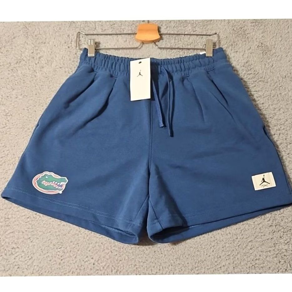 Nike NWT Nike Florida Gators Fleece Shorts Womens Small BLUE Sweat Size Small DQ4611 493 Size 28" / US 6 / IT 42 - 2 Thumbnail