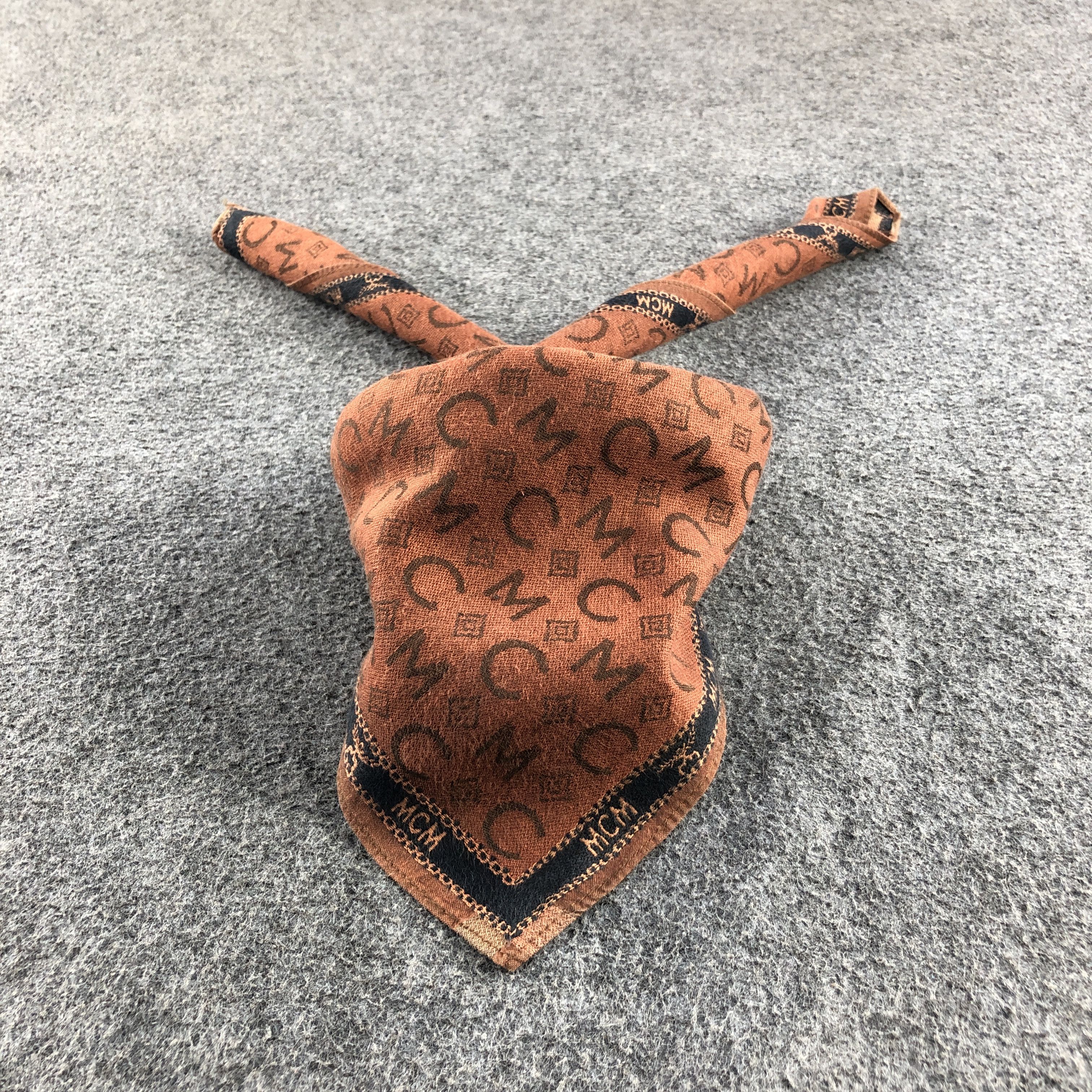 MCM × Vintage MCM Monogram Handkerchief Neckerchief Bandana H2723 Size ONE SIZE - 2 Thumbnail