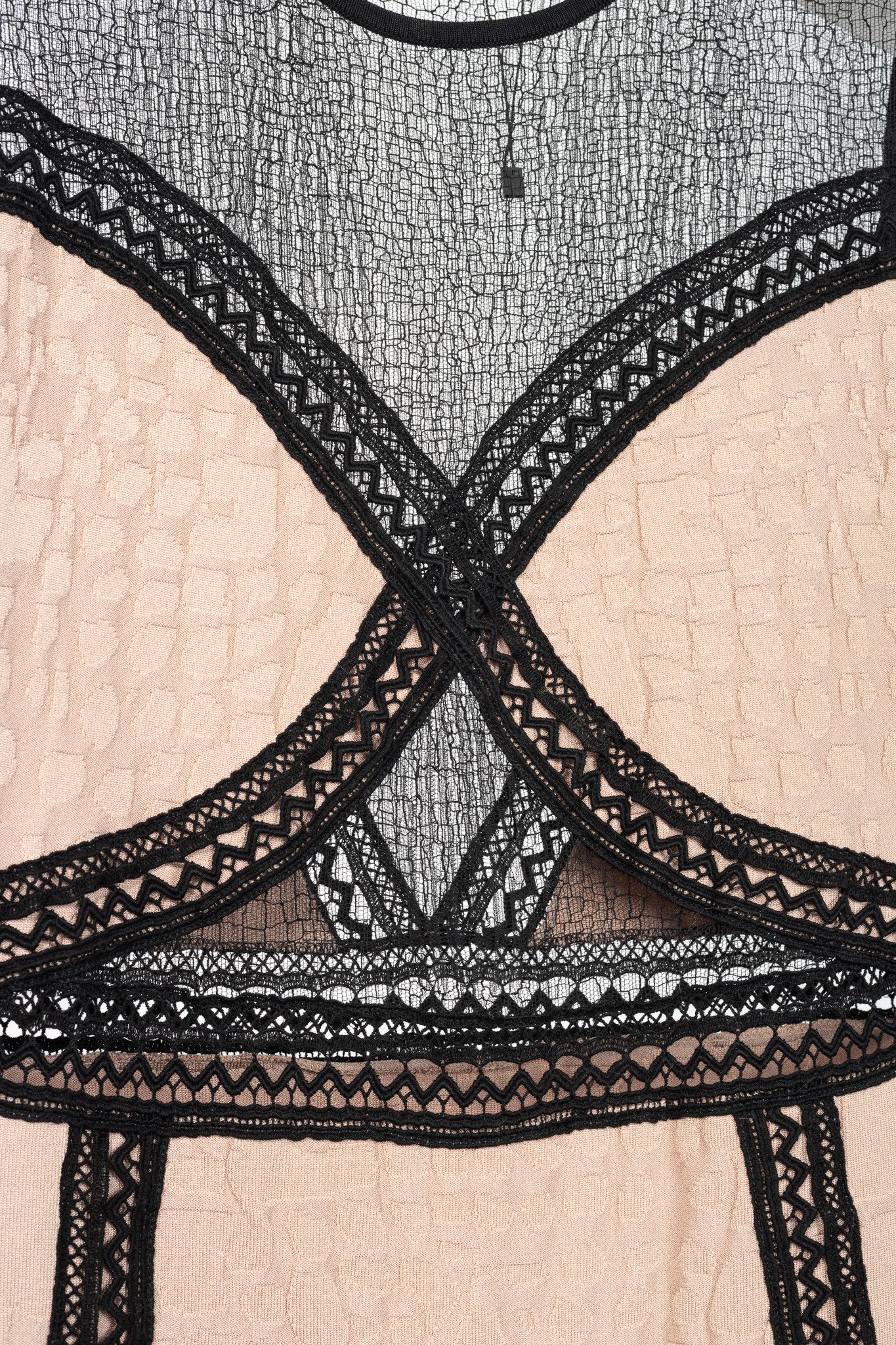 Roberto Cavalli Roberto Cavalli Nude Snakeskin-Jacquard Knit Lace-Trim Dress Size XL / US 12-14 / IT 48-50 - 6 Thumbnail