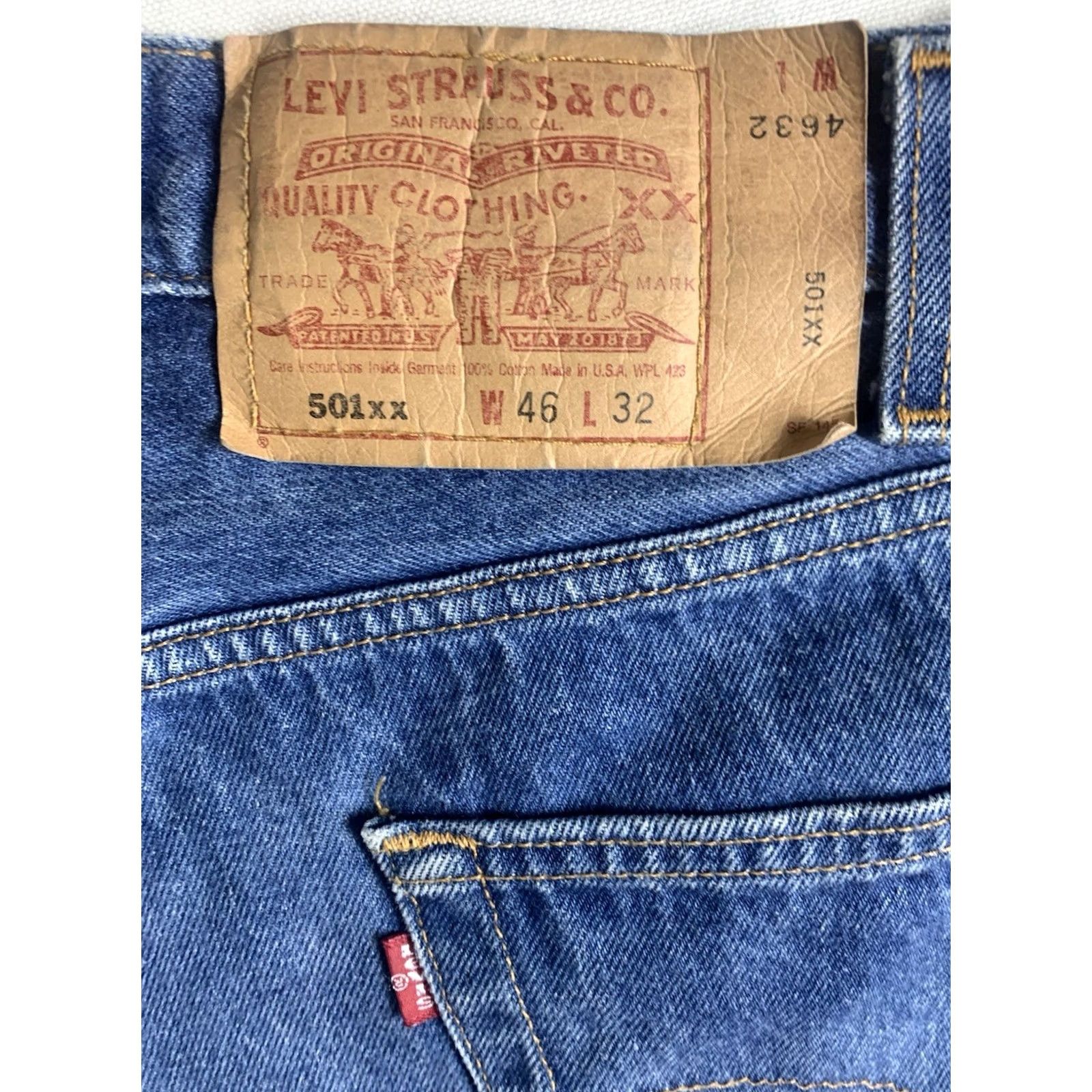 Levi's VINTAGE Levi's 501 Jeans Shirt? No, Better: Levi's 501 Jeans Men Blue 42x29 Regular Button Fly USA 90s Straight Denim Jeans 5-Pocket Size US 42 / EU 58 - 2 Thumbnail