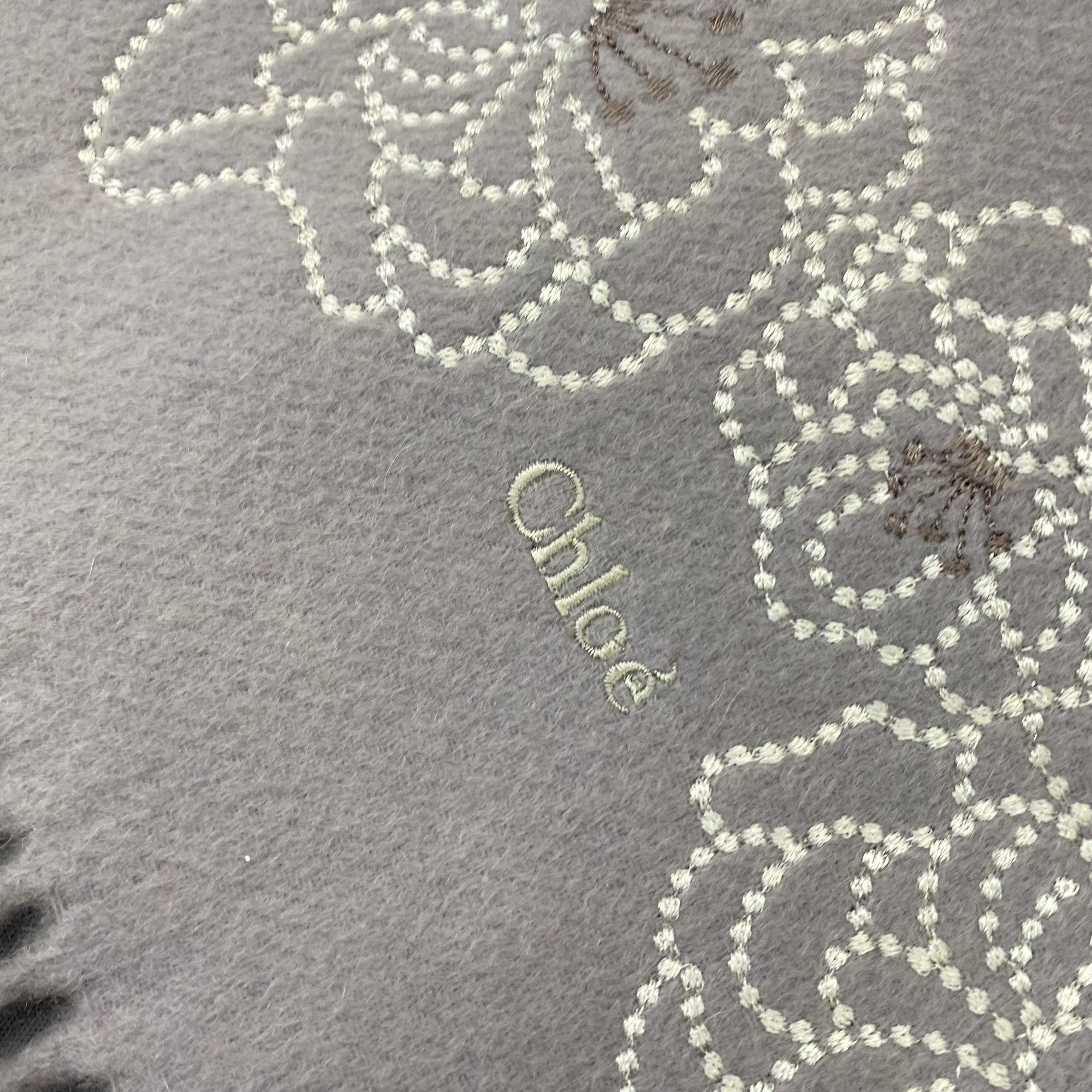 Japanese Brand Vintage Chloe Scarf Muffler Cashmere Fringe Winter Scarves Size ONE SIZE - 4 Thumbnail