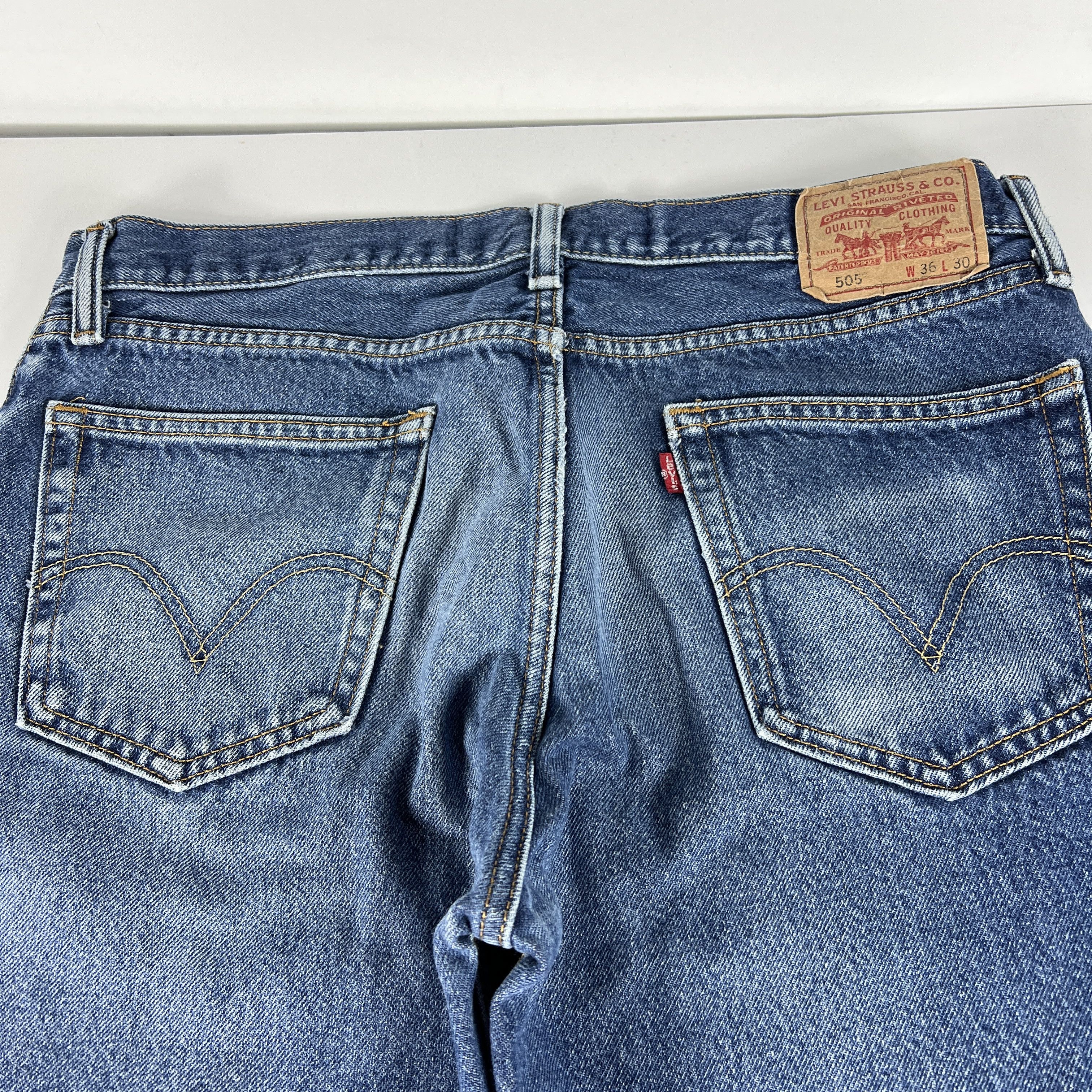 Levi's Levi's Jeans 505 Straight Blue Faded Cotton Denim Size US 37 - 14 Thumbnail
