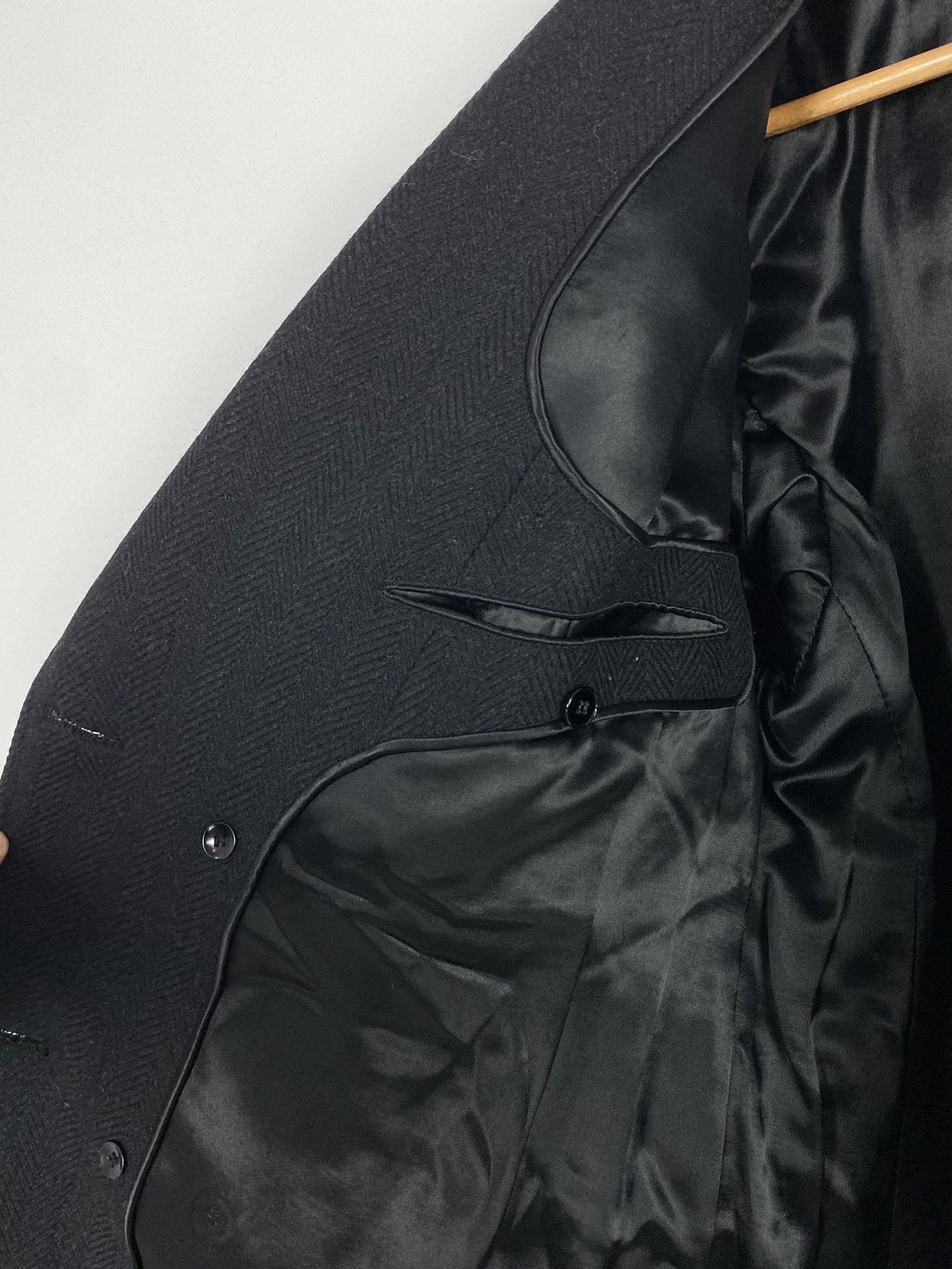 Vintage 1930’s Vintage Black Herringbone Wool Double Breasted Coat Size US M / EU 48-50 / 2 - 8 Thumbnail