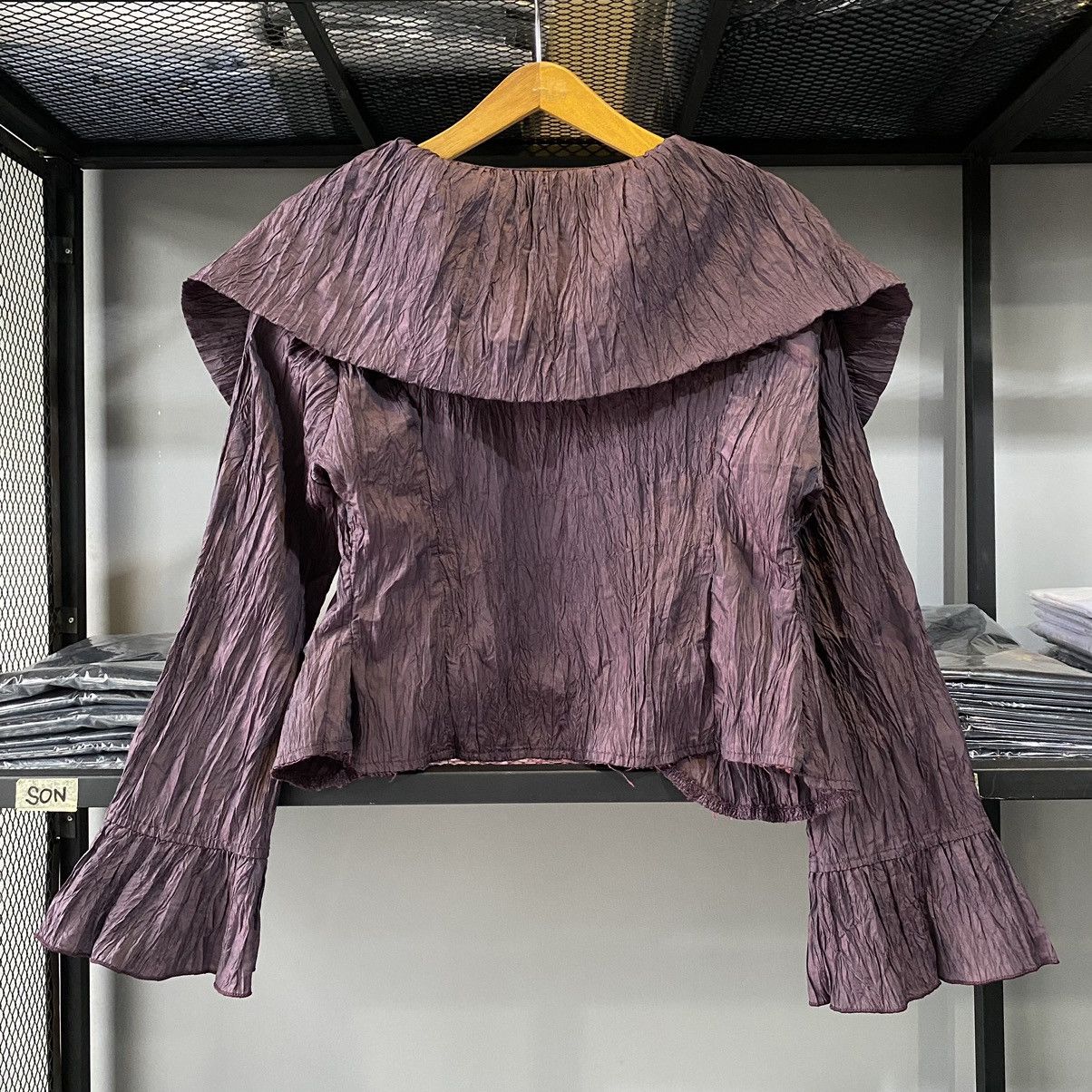 Japanese Brand × Vintage Vintage Ruffle Collar Crinkle Outerwear Avant Garde Style Size S / US 4 / IT 40 - 9 Thumbnail