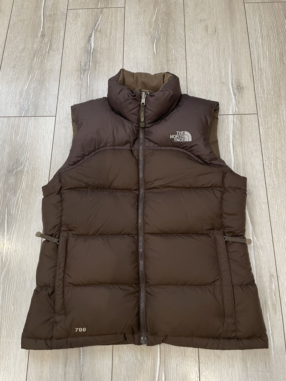 The North Face THE NORTH FACE NUPTSE 700 DOWN PUFFER BROWN VEST WOMENS M Size M / US 6-8 / IT 42-44 - 1 Thumbnail