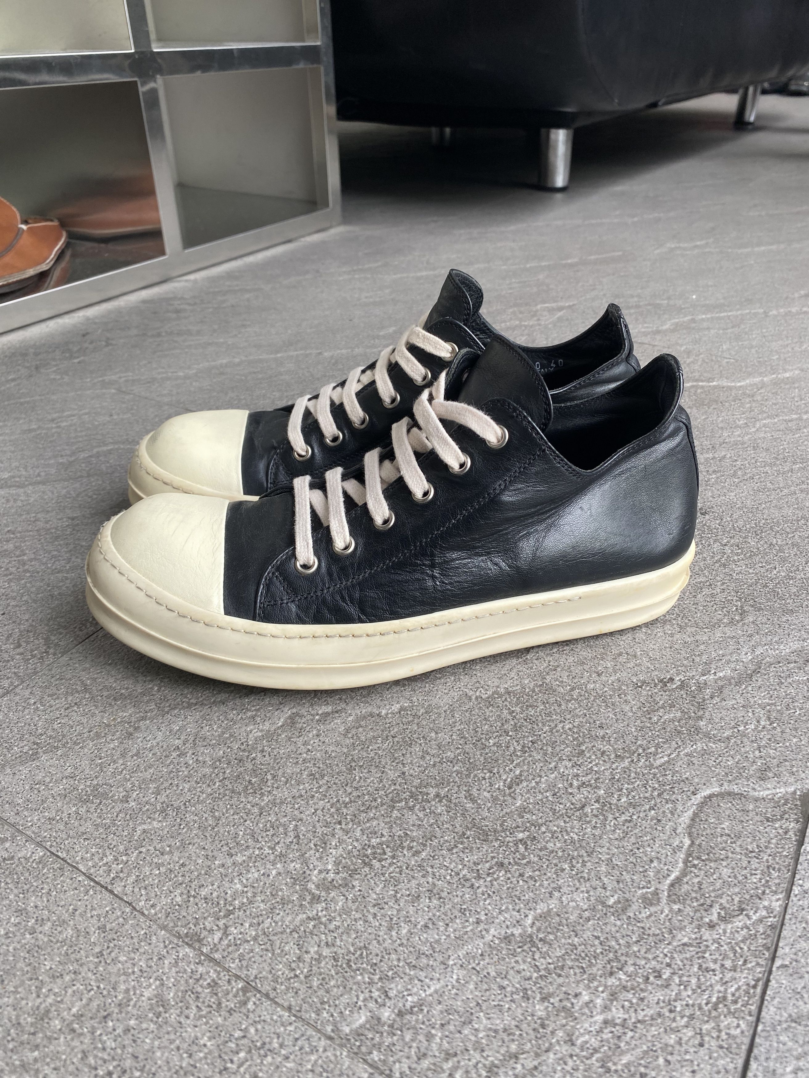 Rick Owens Rick Owens Low Sneaker Black Leather Milk Toe EU40 Size US 7 / EU 40 - 2 Thumbnail