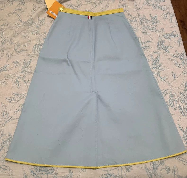 Thom Browne Thom Browne Baby Blue Lake blue front fork A half skirt Size 27" / US 4 / IT 40 - 9 Thumbnail